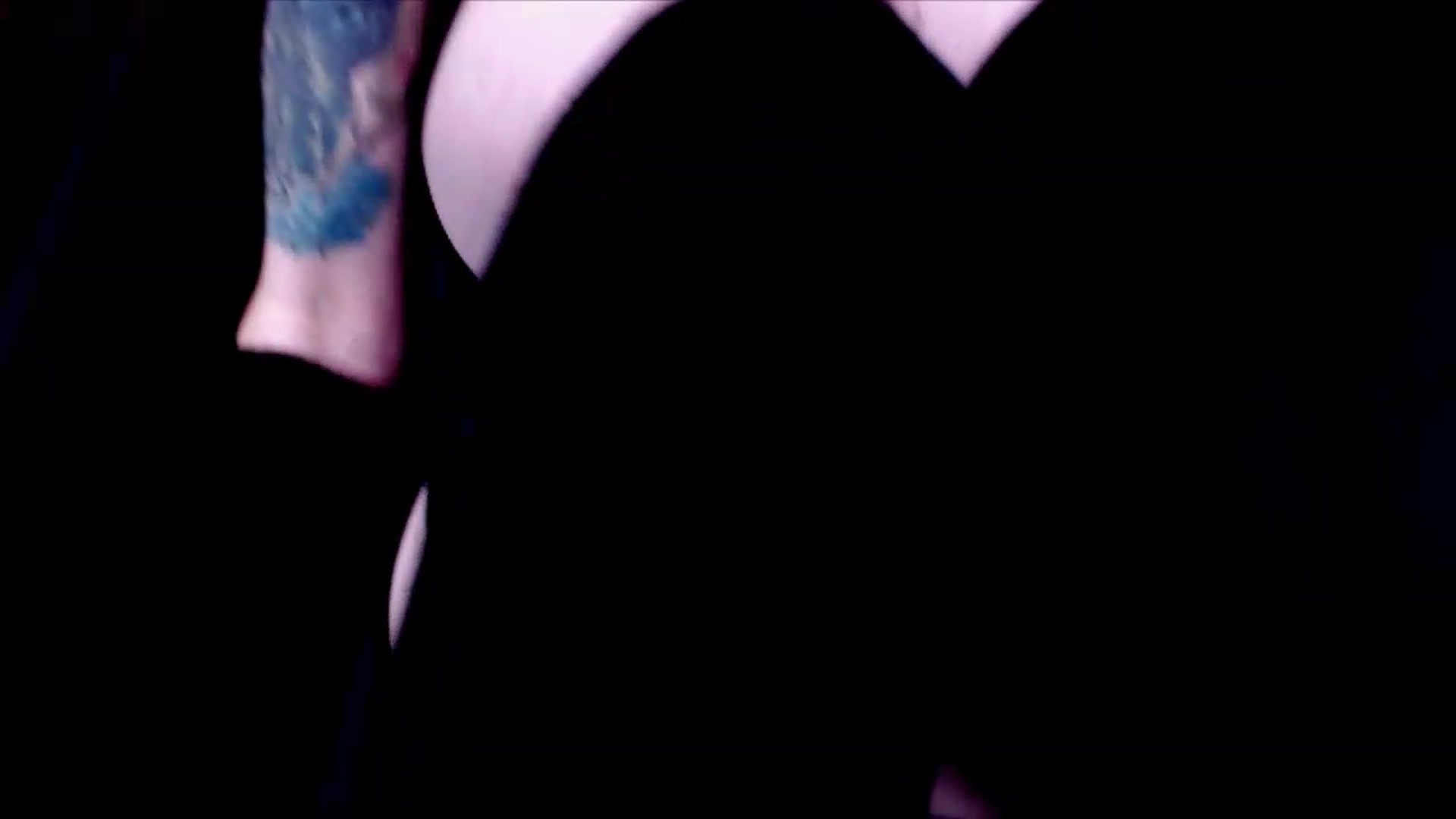 Gallery image thumbnail from AnnaMolli's myfreecams stream on, 07/07/2026, 05:12 image 15 of 20