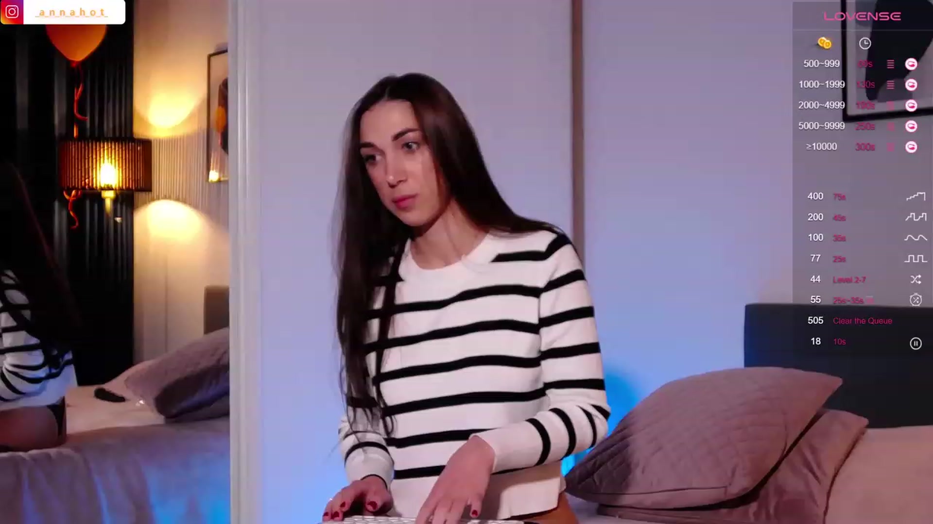 Gallery image thumbnail from AnnaQPassion's myfreecams stream on, 11/06/2023, 18:45 image 3 of 20