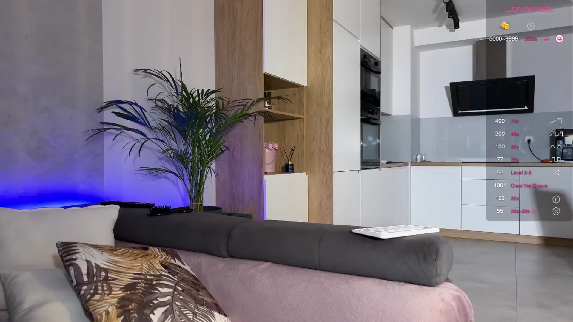 Gallery image thumbnail from AnnaQPassion's myfreecams stream on, 02/05/2025, 19:41 image 19 of 20