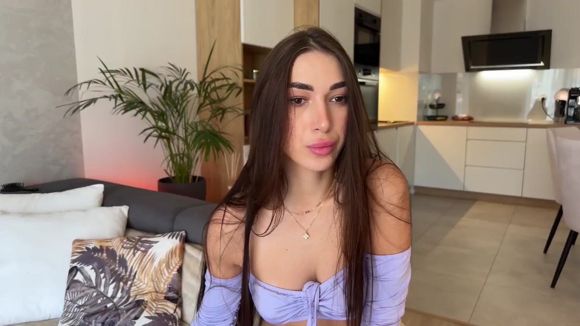 Gallery image thumbnail from AnnaQPassion's myfreecams stream on, 05/12/2025, 09:18 image 2 of 20