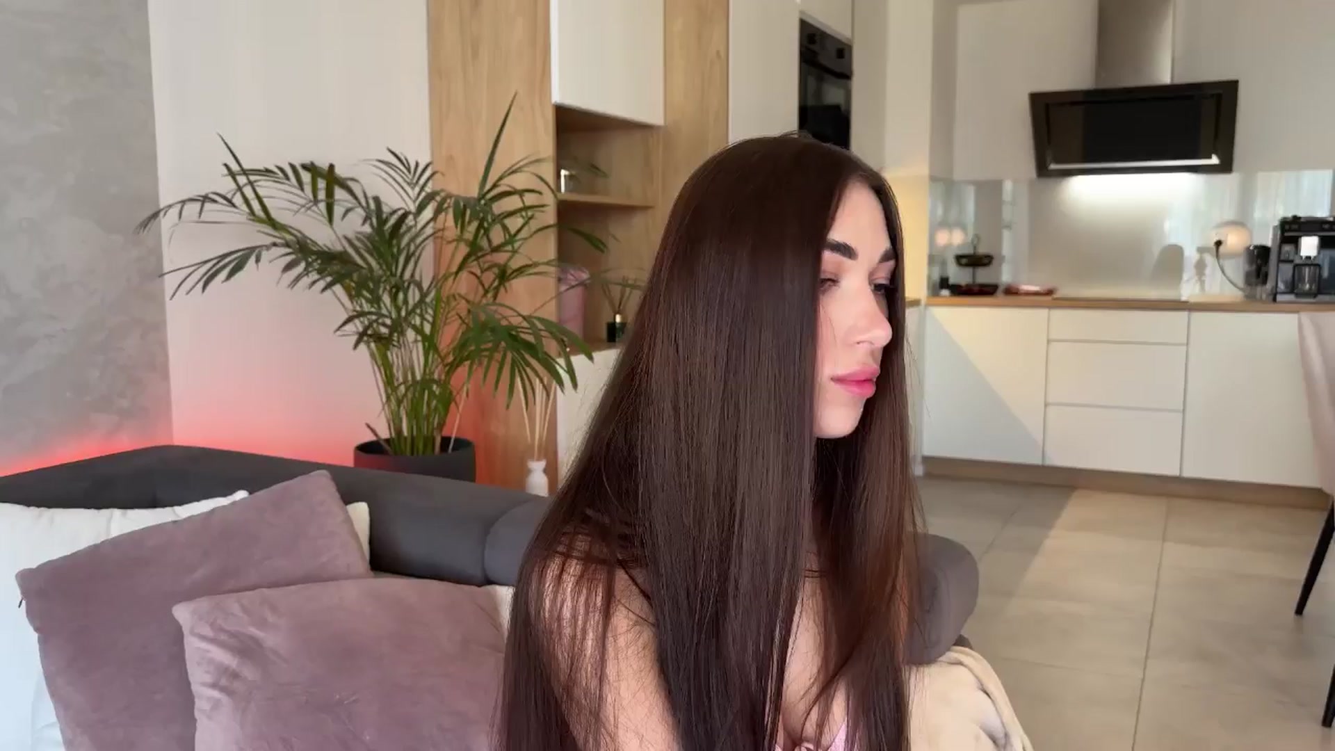 Gallery image thumbnail from AnnaQPassion's myfreecams stream on, 05/25/2025, 06:51 image 20 of 20