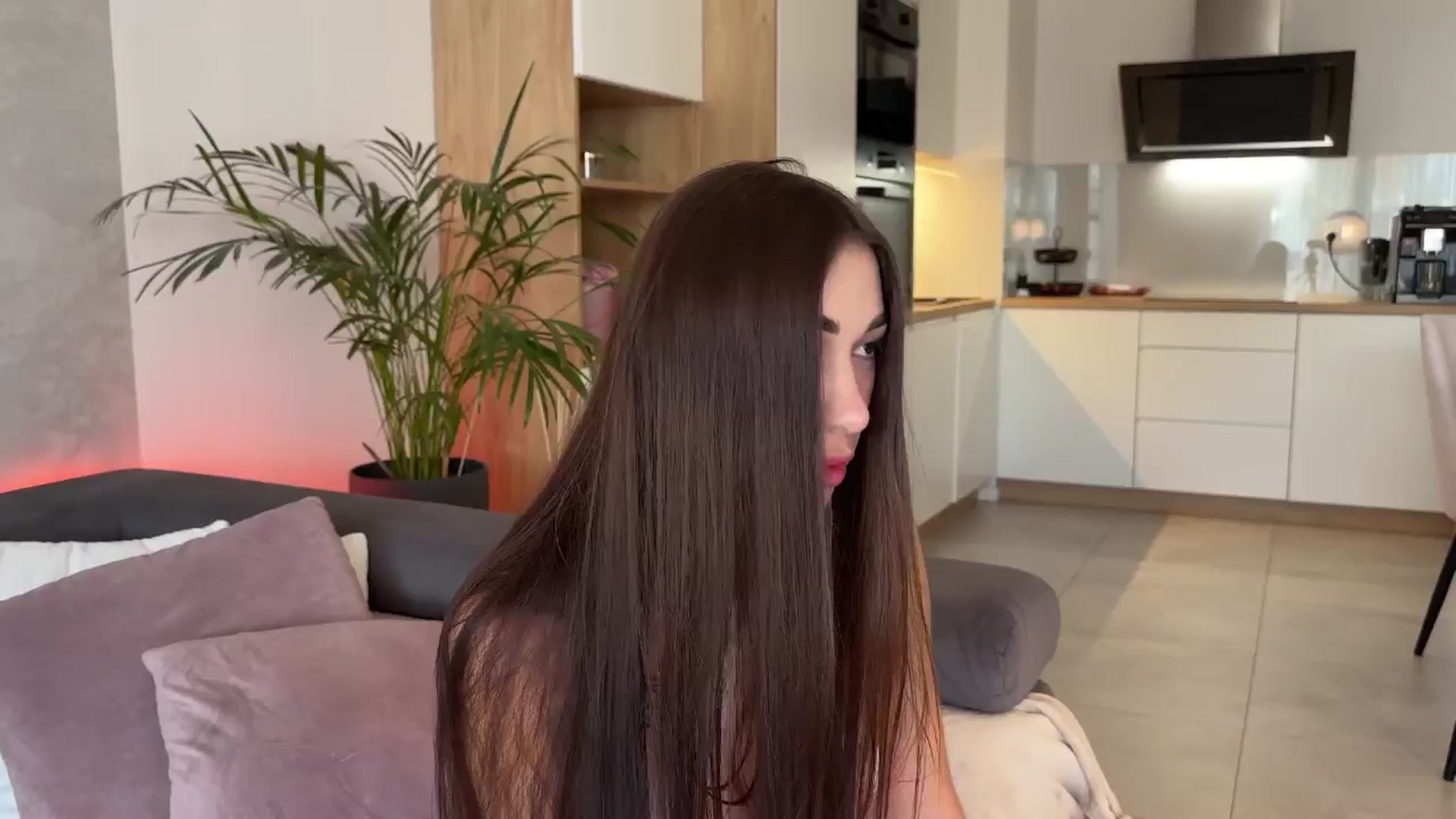 Gallery image thumbnail from AnnaQPassion's myfreecams stream on, 05/25/2025, 06:51 image 19 of 20