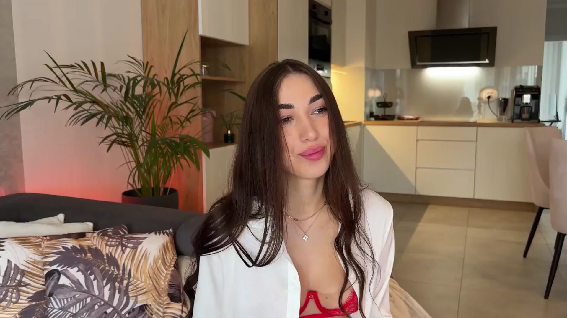 Gallery image thumbnail from AnnaQPassion's myfreecams stream on, 05/26/2025, 07:02 image 8 of 20