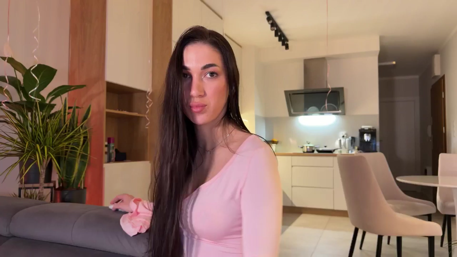 Gallery image thumbnail from AnnaQPassion's myfreecams stream on, 01/11/2026, 20:50 image 11 of 20