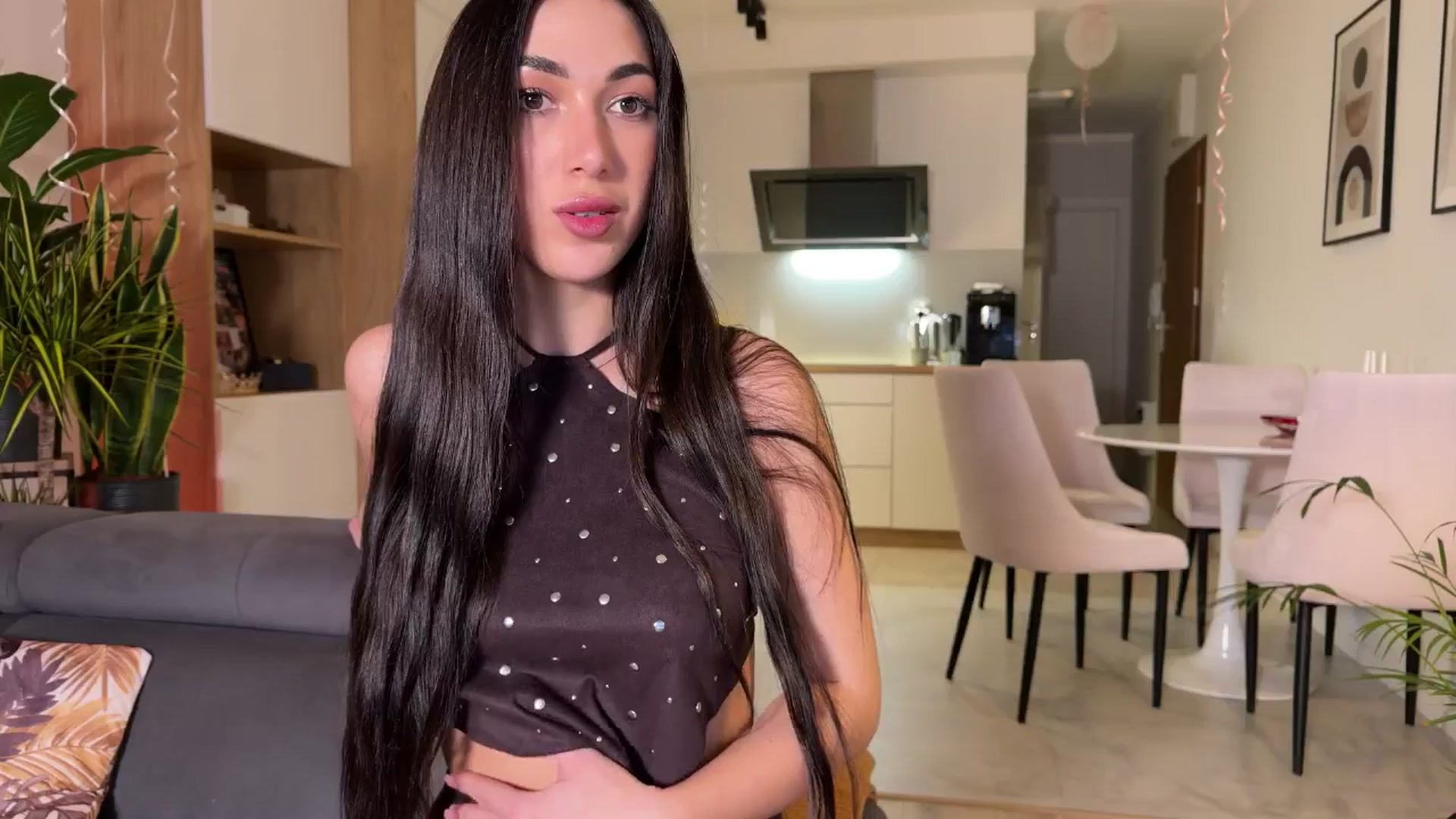 Gallery image thumbnail from AnnaQPassion's myfreecams stream on, 01/13/2026, 18:29 image 15 of 20