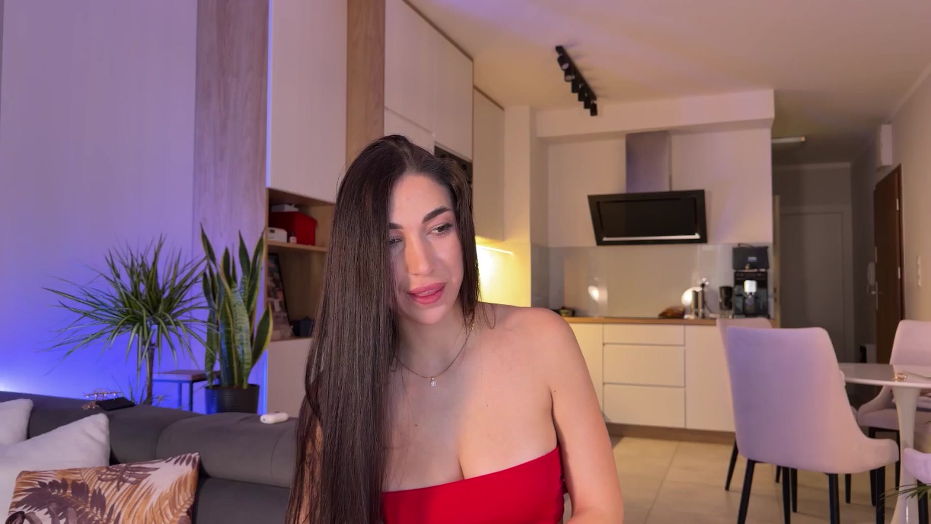 Gallery image thumbnail from AnnaQPassion's myfreecams stream on, 02/14/2026, 09:23 image 7 of 20