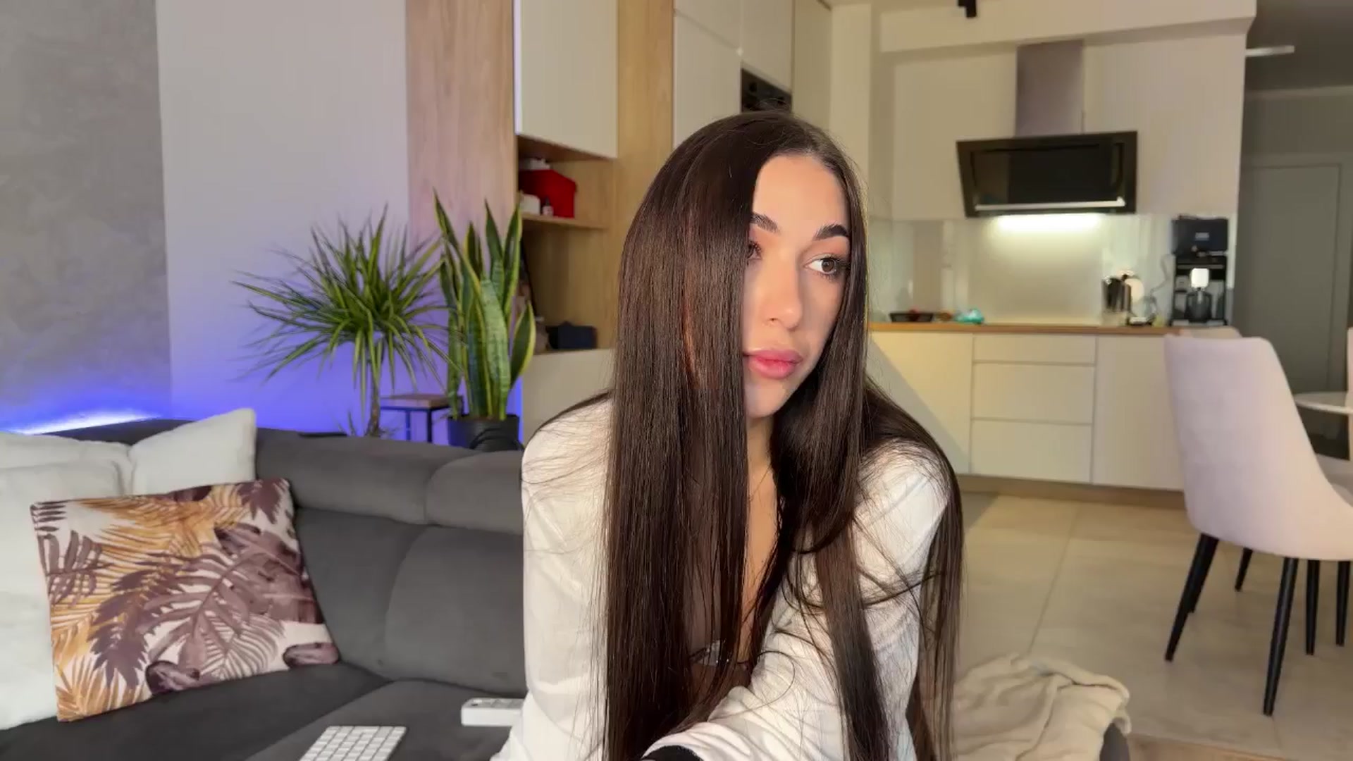 Gallery image thumbnail from AnnaQPassion's myfreecams stream on, 02/20/2026, 08:00 image 8 of 20