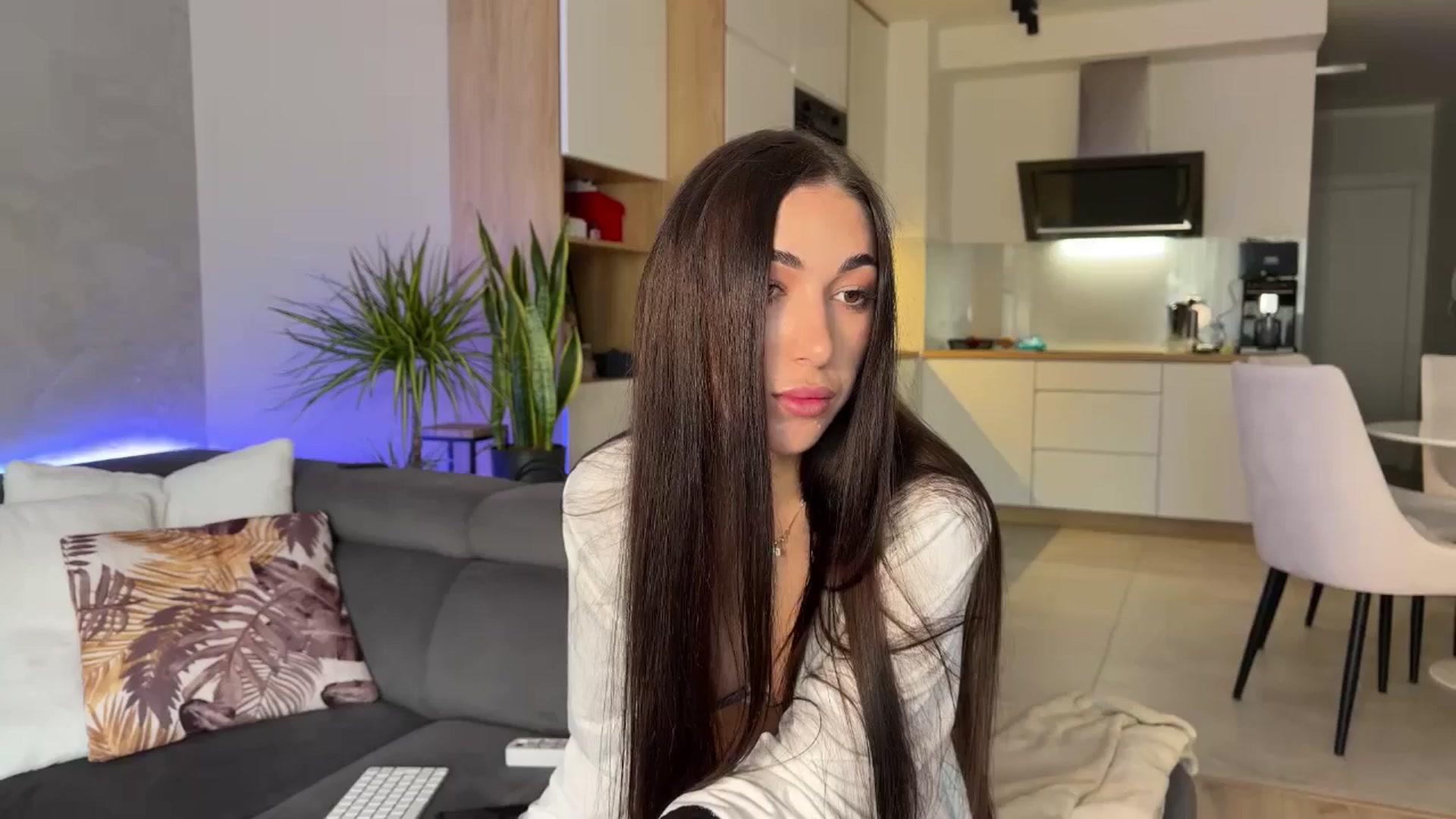 Gallery image thumbnail from AnnaQPassion's myfreecams stream on, 02/20/2026, 08:00 image 9 of 20