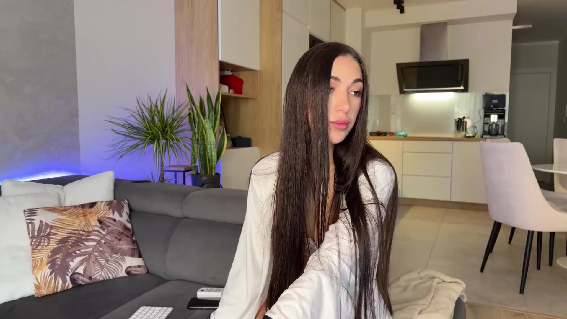Gallery image thumbnail from AnnaQPassion's myfreecams stream on, 02/20/2026, 08:00 image 16 of 20