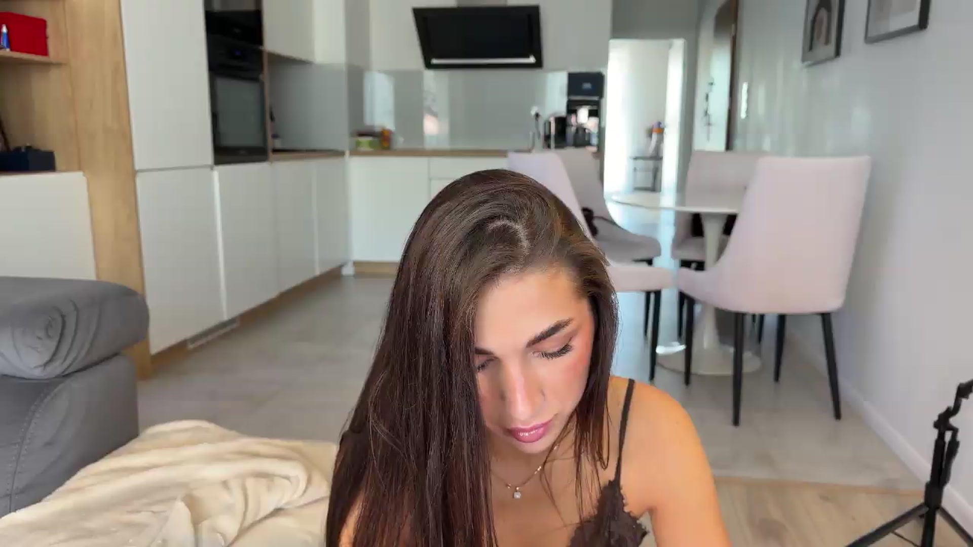 Gallery image thumbnail from AnnaQPassion's myfreecams stream on, 05/20/2026, 09:43 image 5 of 20