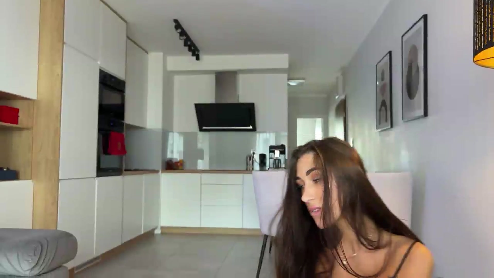 Gallery image thumbnail from AnnaQPassion's myfreecams stream on, 05/22/2026, 15:21 image 11 of 20