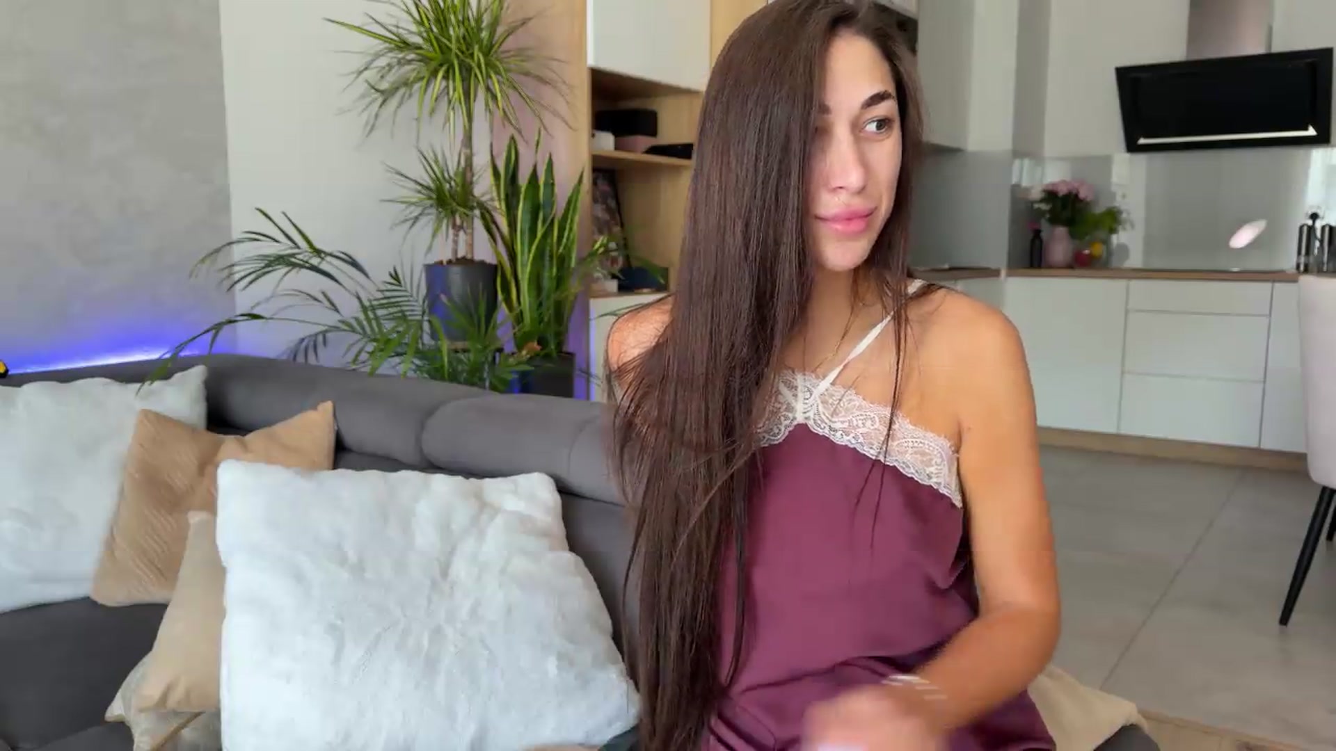 Gallery image thumbnail from AnnaQPassion's myfreecams stream on, 06/14/2026, 12:22 image 4 of 20