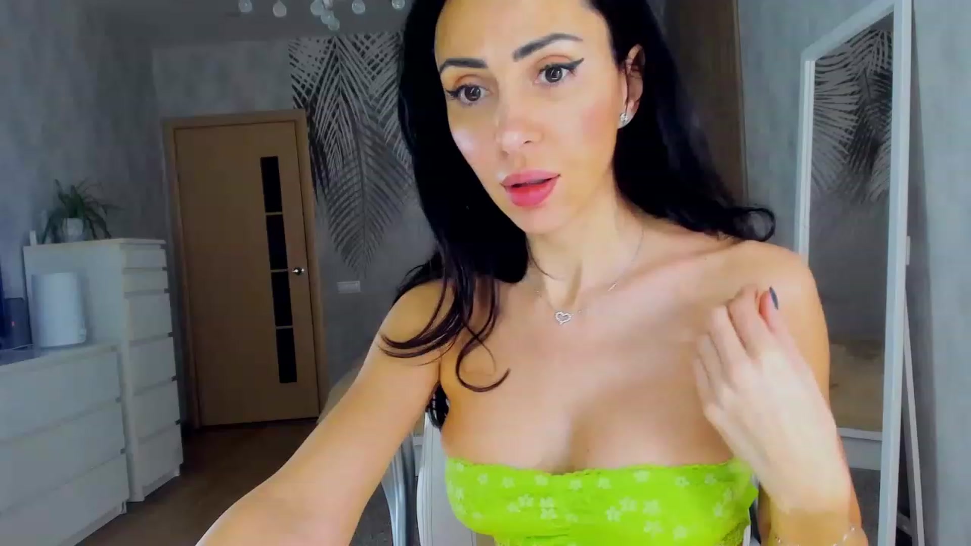 Gallery image thumbnail from AnnaRos's myfreecams stream on, 02/25/2023, 17:09 image 1 of 20