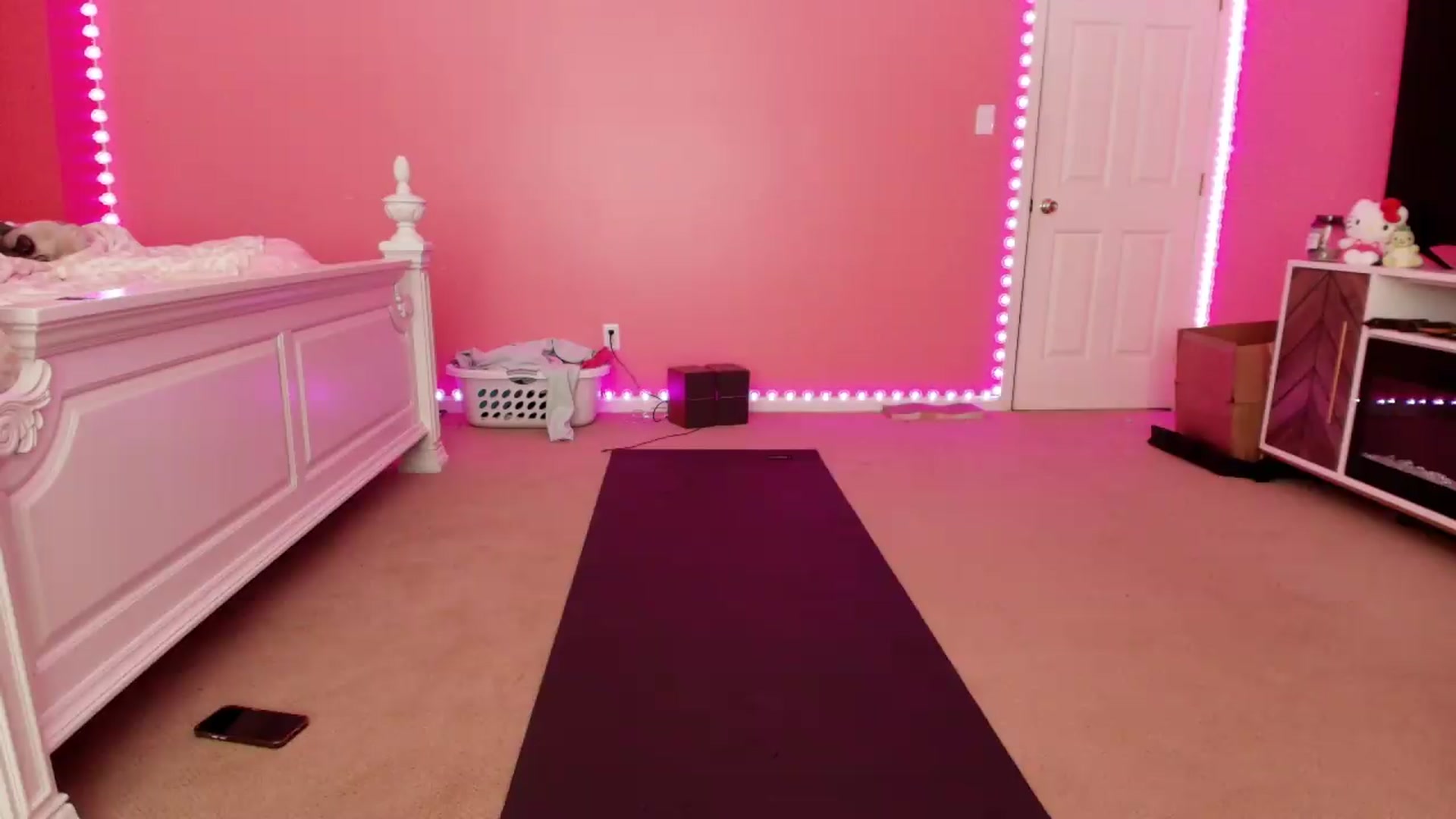 Gallery image thumbnail from AnnaSexPrincess's myfreecams stream on, 07/27/2026, 19:56 image 17 of 20