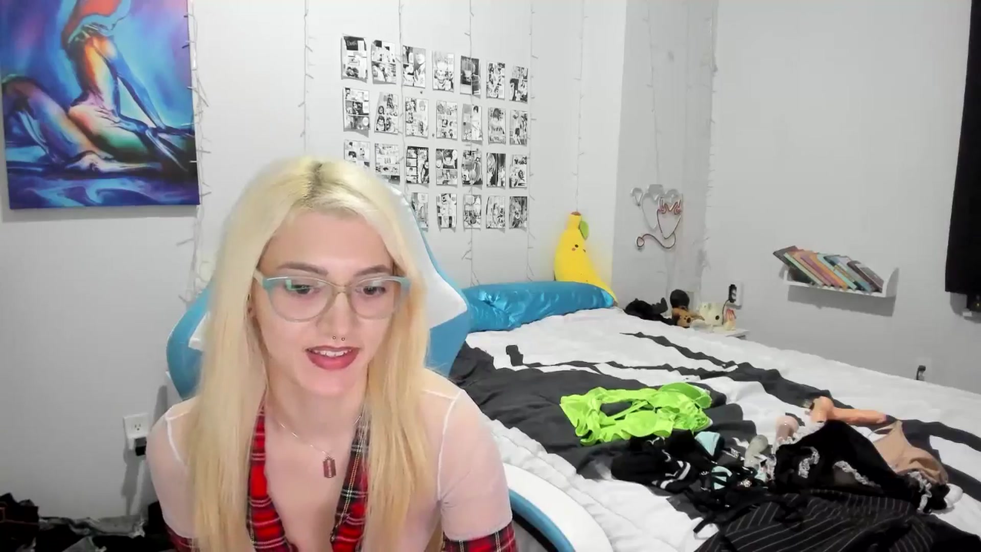 Gallery image thumbnail from AnnaTame's myfreecams stream on, 11/17/2024, 07:24 image 10 of 20