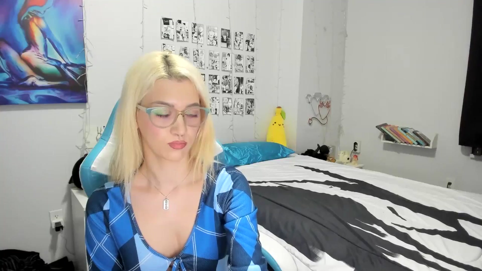 Gallery image thumbnail from AnnaTame's myfreecams stream on, 11/25/2024, 04:37 image 4 of 20