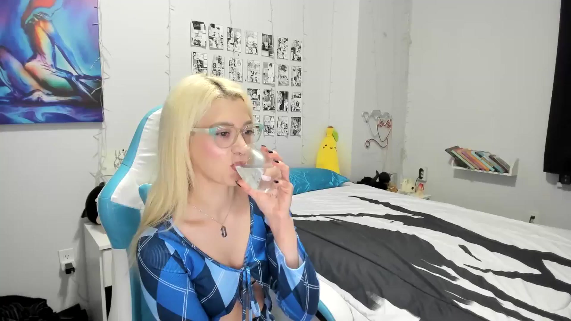 Gallery image thumbnail from AnnaTame's myfreecams stream on, 11/25/2024, 04:37 image 8 of 20