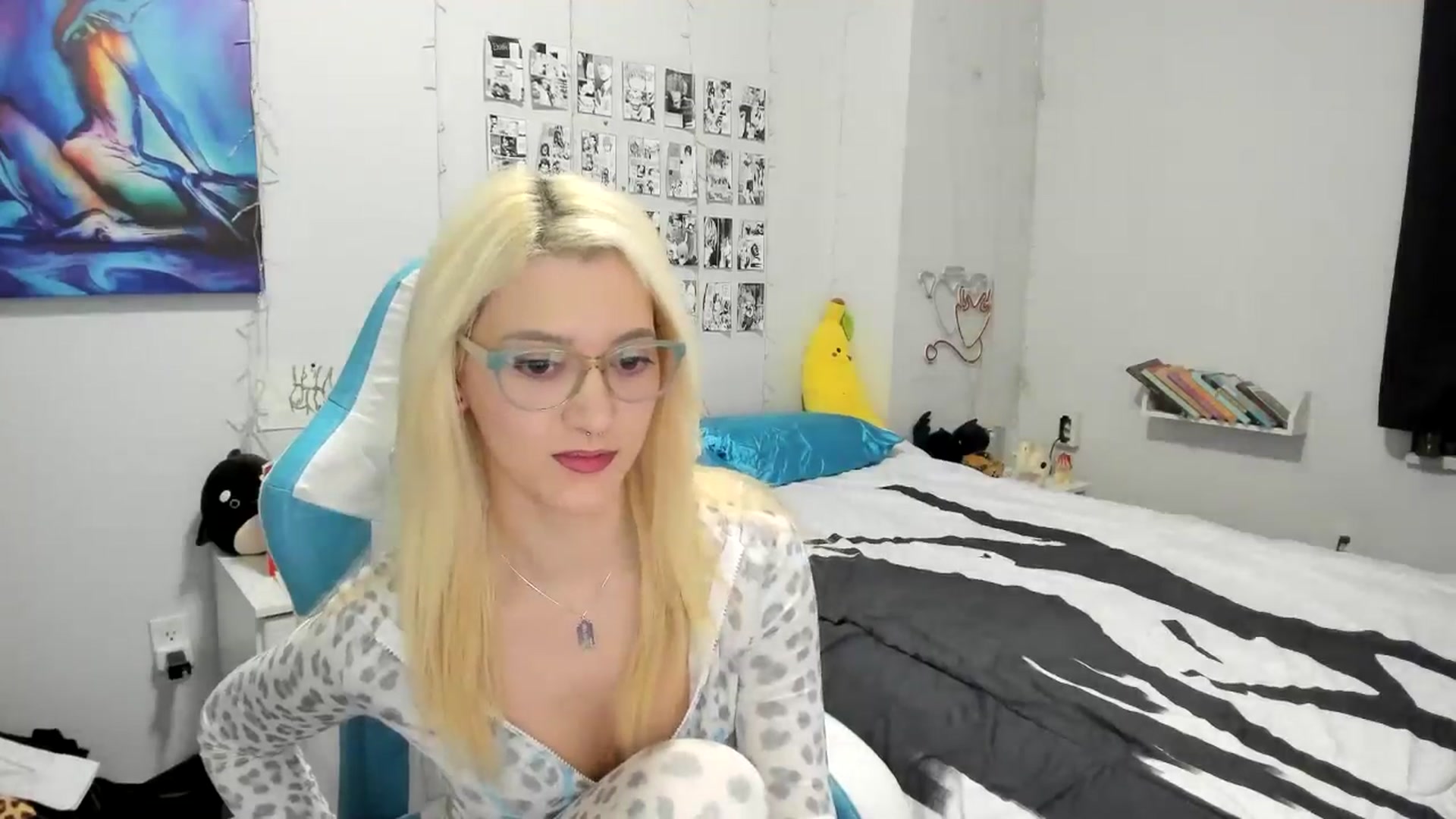 Gallery image thumbnail from AnnaTame's myfreecams stream on, 11/27/2024, 02:13 image 17 of 20