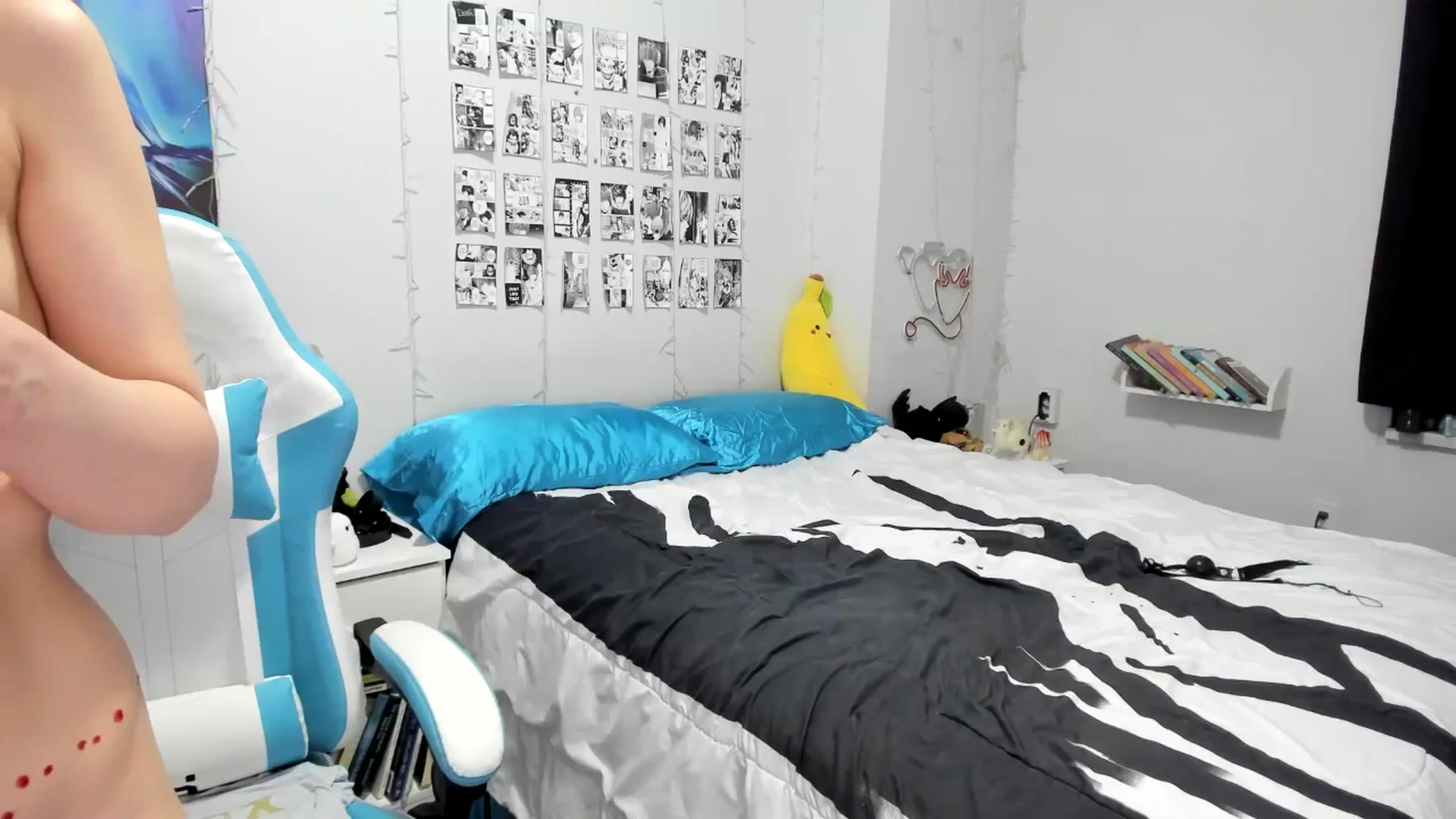 Gallery image thumbnail from AnnaTame's myfreecams stream on, 11/27/2024, 03:09 image 15 of 20