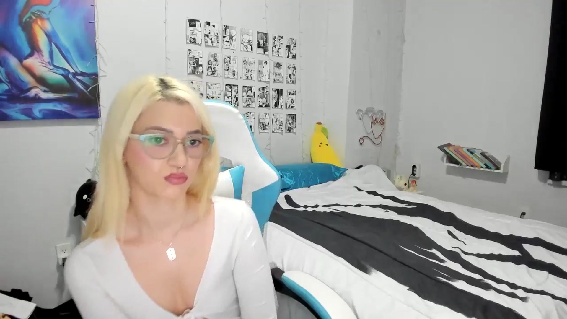 Gallery image thumbnail from AnnaTame's myfreecams stream on, 11/28/2024, 04:37 image 9 of 20