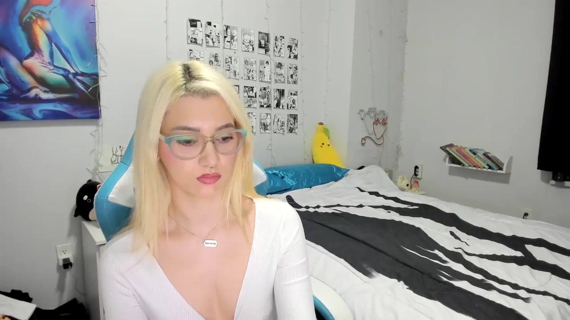 Gallery image thumbnail from AnnaTame's myfreecams stream on, 11/28/2024, 04:37 image 14 of 20