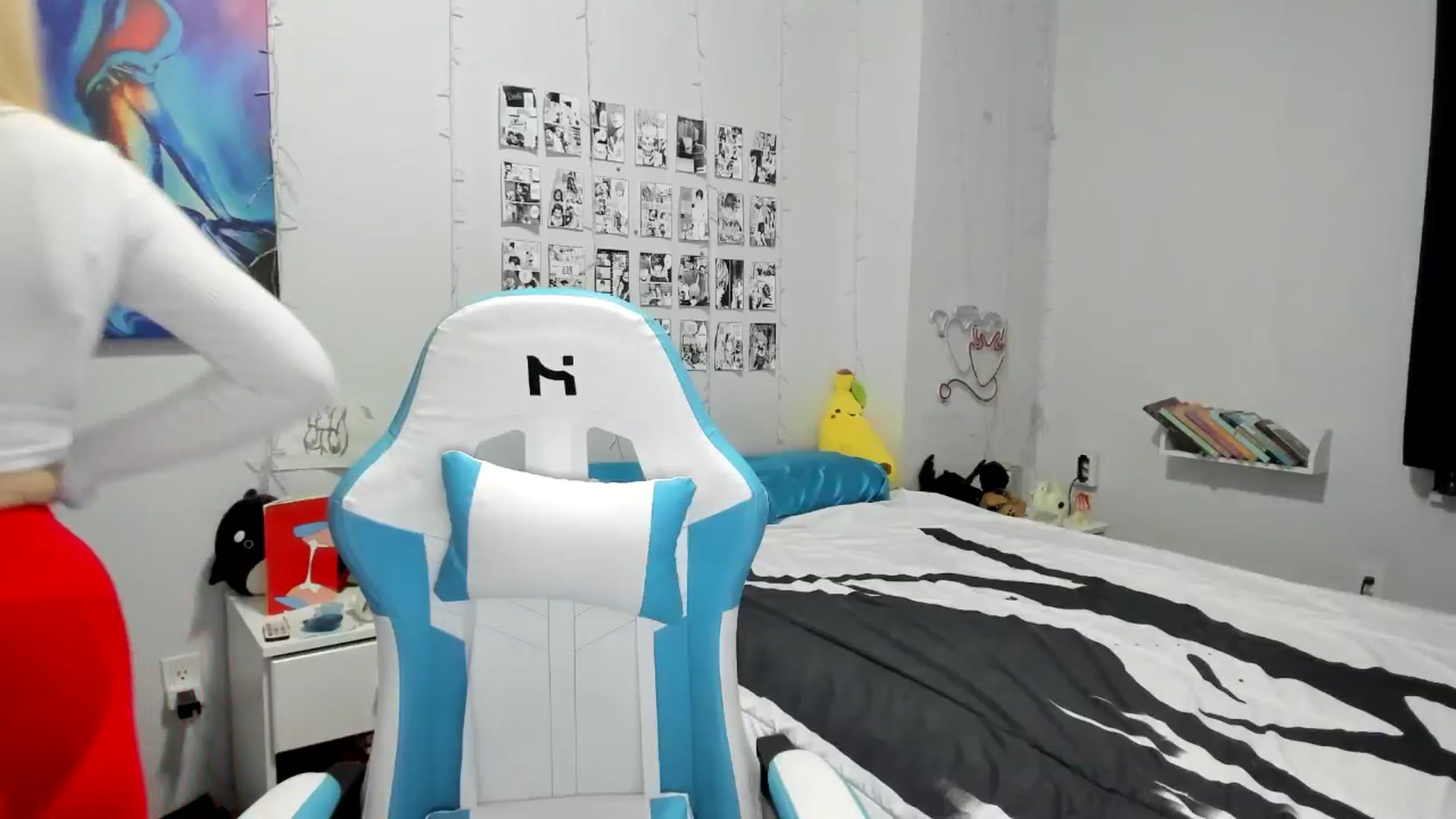 Gallery image thumbnail from AnnaTame's myfreecams stream on, 11/29/2024, 03:29 image 17 of 20