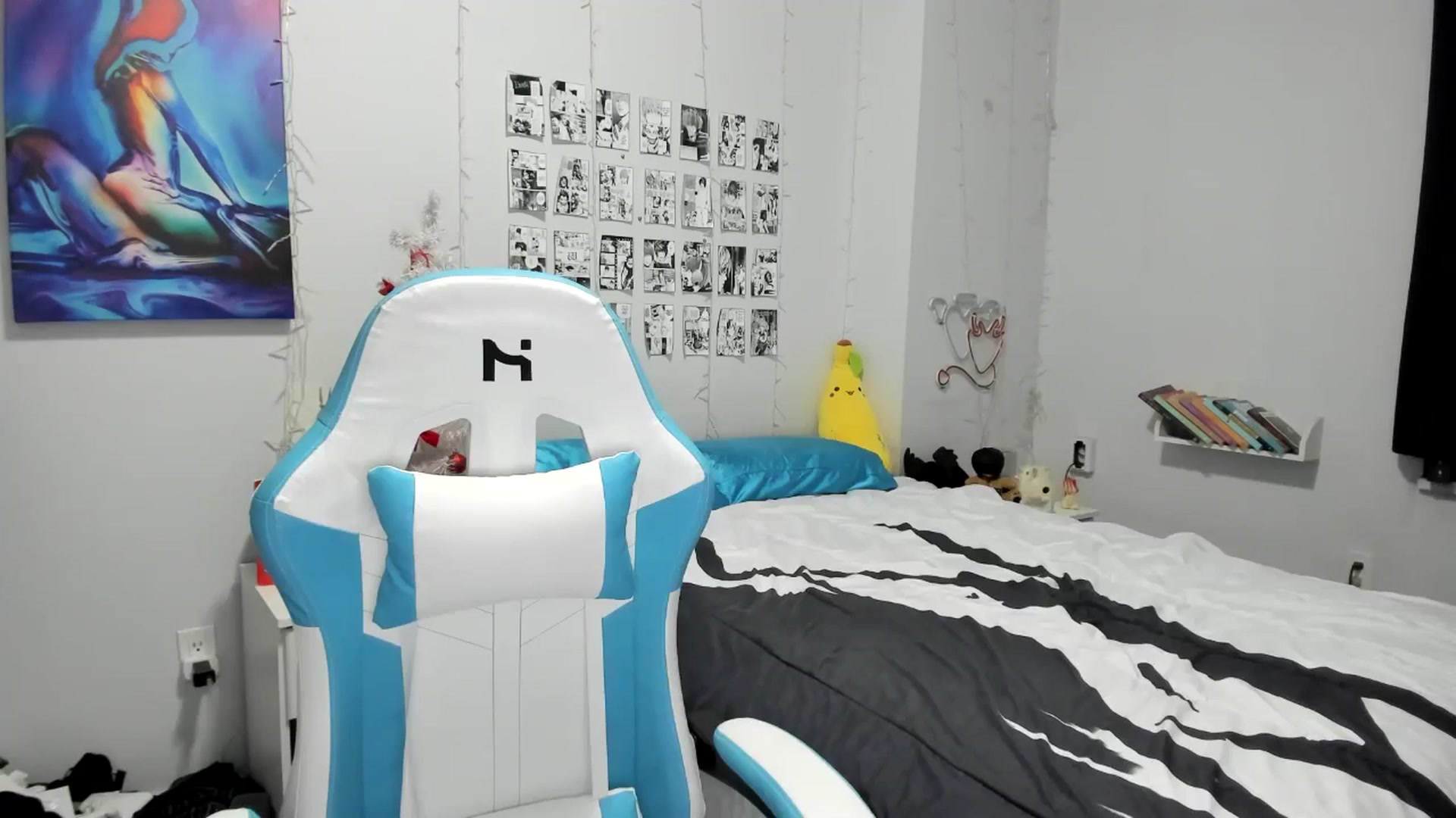 Gallery image thumbnail from AnnaTame's myfreecams stream on, 12/10/2024, 07:38 image 10 of 20