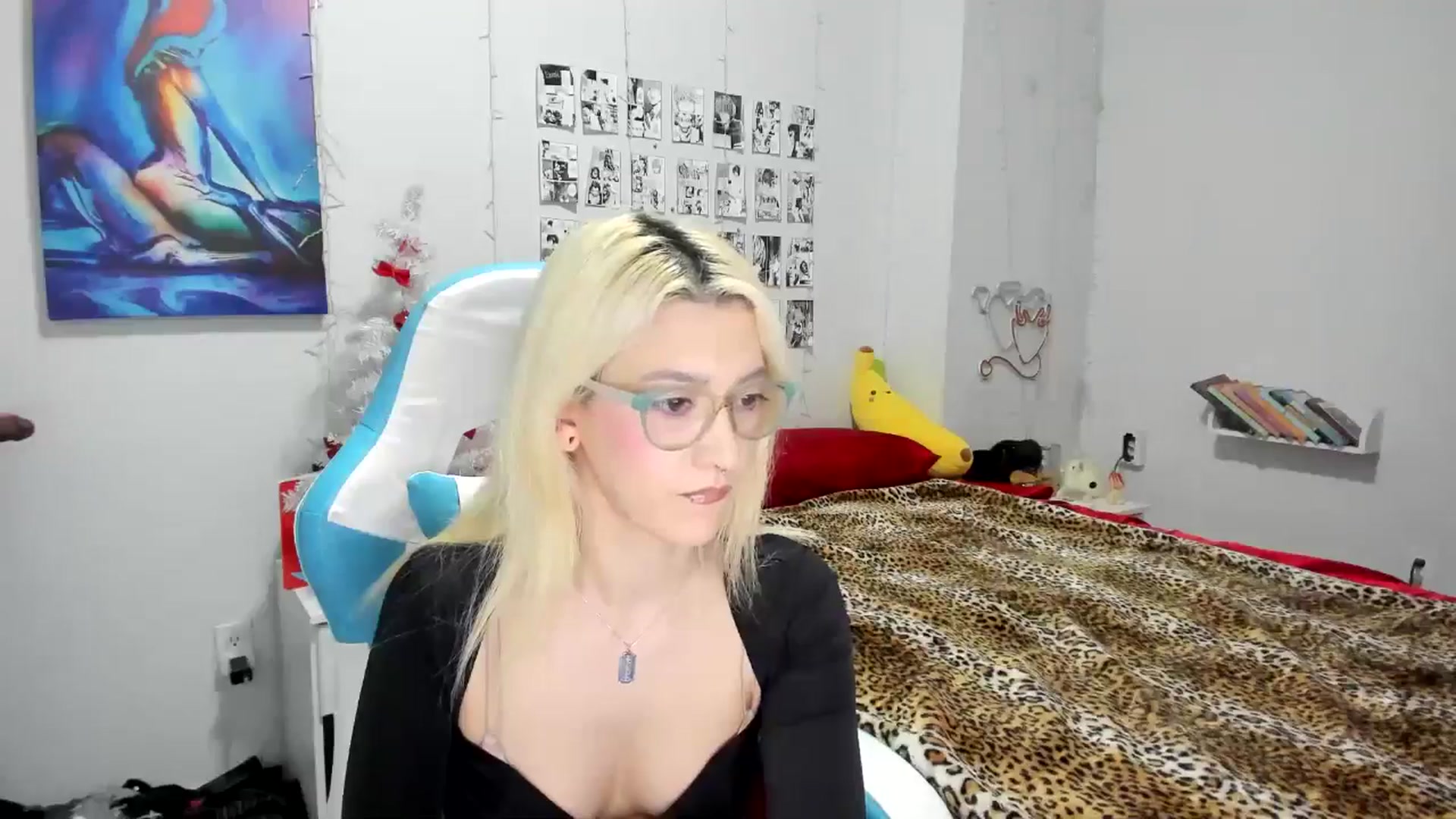 Gallery image thumbnail from AnnaTame's myfreecams stream on, 12/18/2024, 03:08 image 8 of 20