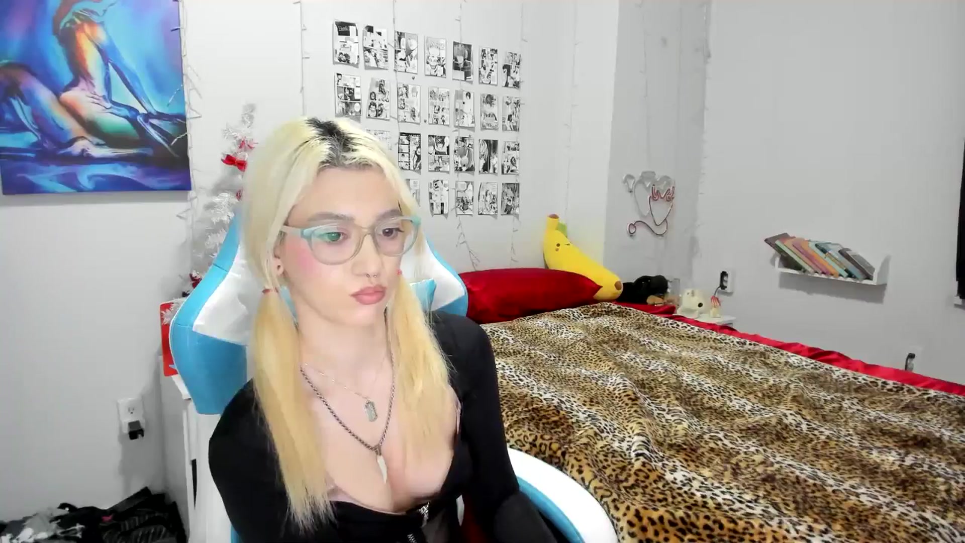 Gallery image thumbnail from AnnaTame's myfreecams stream on, 12/18/2024, 06:20 image 20 of 20