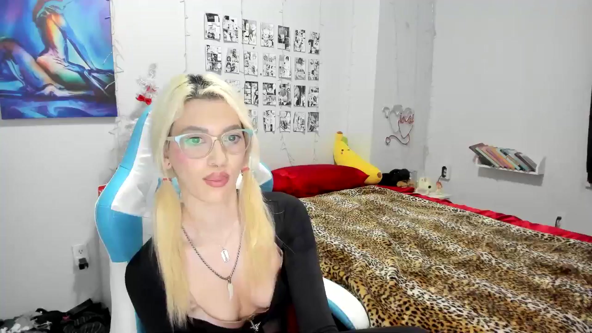 Gallery image thumbnail from AnnaTame's myfreecams stream on, 12/18/2024, 06:20 image 11 of 20