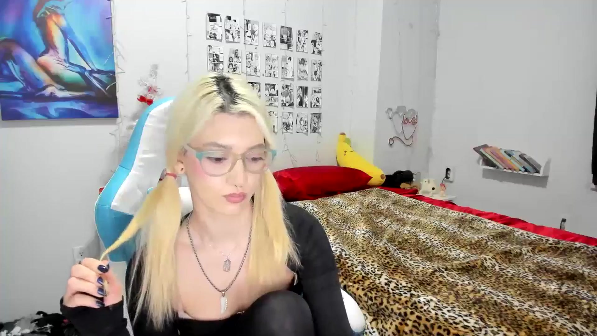 Gallery image thumbnail from AnnaTame's myfreecams stream on, 12/18/2024, 07:09 image 12 of 20