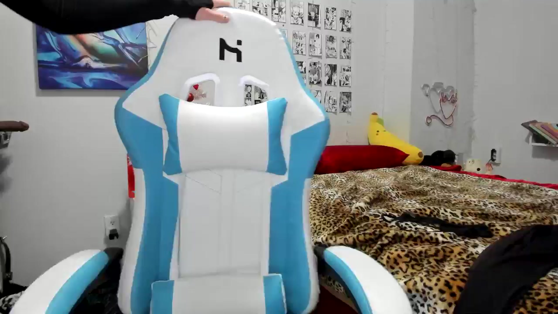 Gallery image thumbnail from AnnaTame's myfreecams stream on, 12/18/2024, 07:30 image 1 of 20