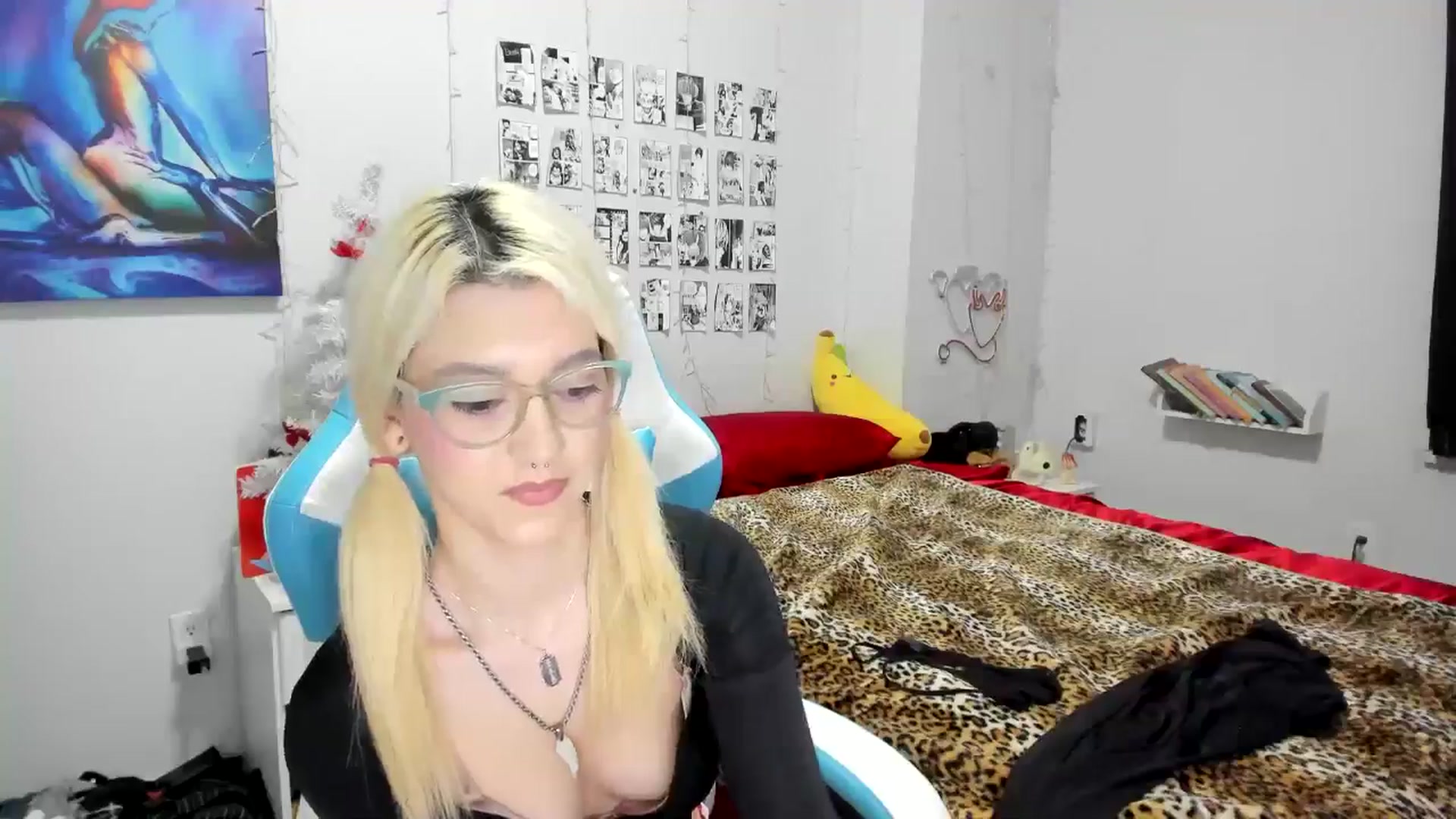 Gallery image thumbnail from AnnaTame's myfreecams stream on, 12/18/2024, 07:30 image 20 of 20