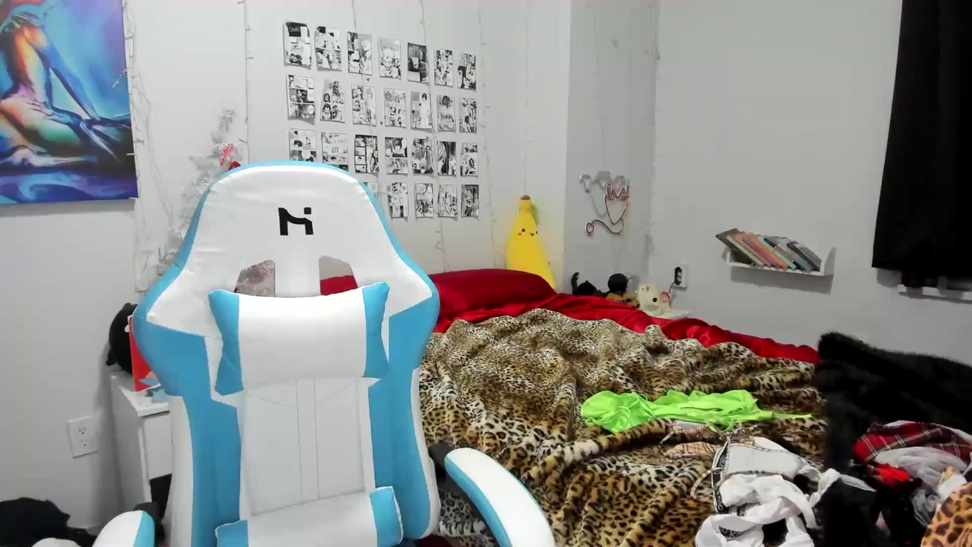 Gallery image thumbnail from AnnaTame's myfreecams stream on, 12/28/2024, 12:22 image 9 of 20