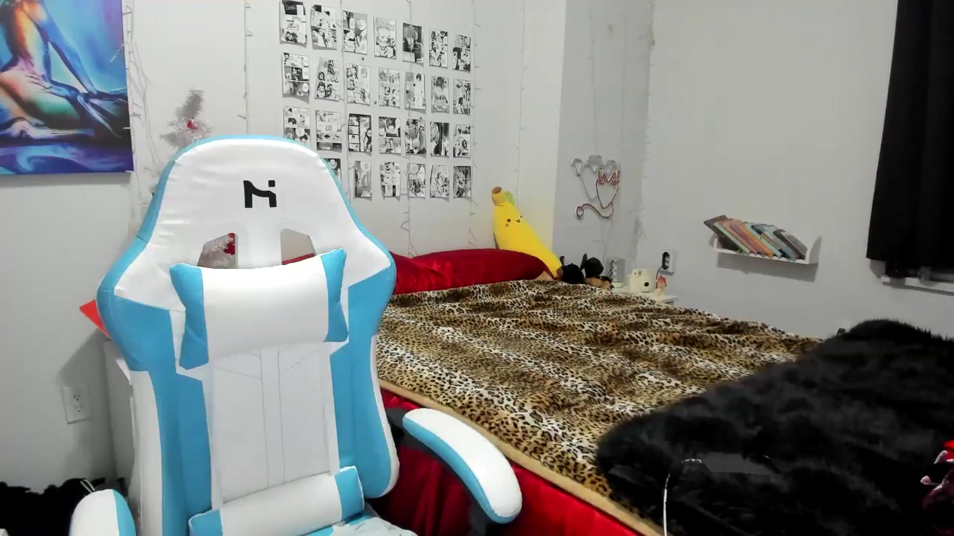 Gallery image thumbnail from AnnaTame's myfreecams stream on, 12/30/2024, 02:44 image 14 of 20