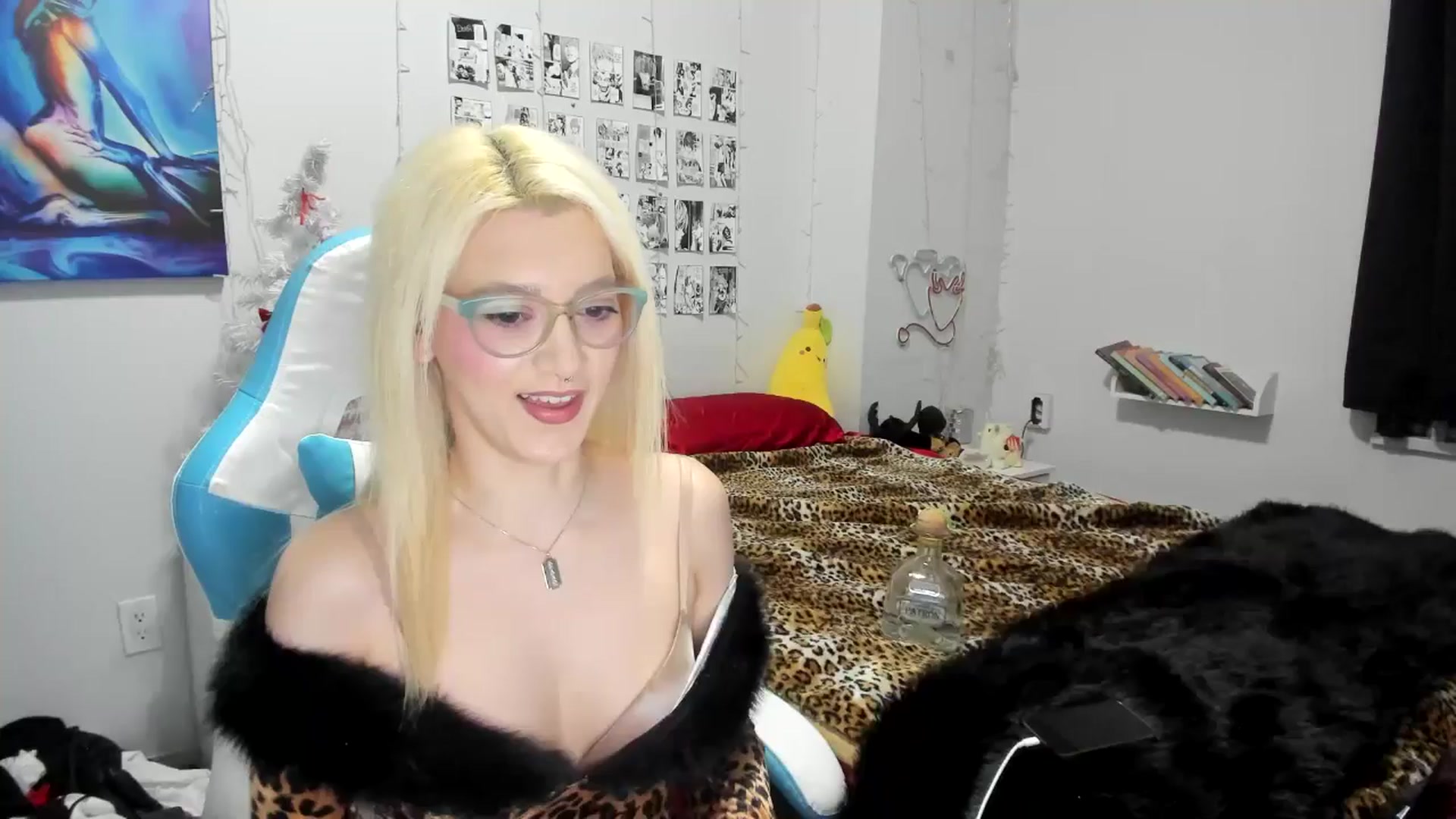 Gallery image thumbnail from AnnaTame's myfreecams stream on, 01/01/2025, 05:28 image 1 of 20