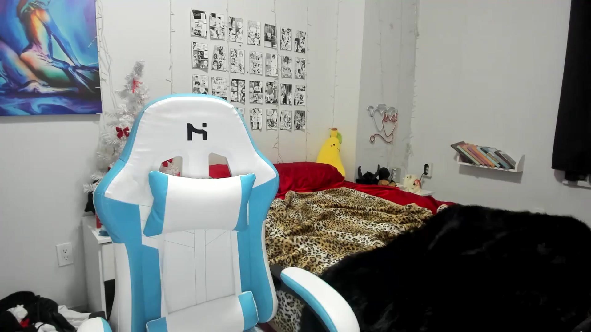 Gallery image thumbnail from AnnaTame's myfreecams stream on, 01/01/2025, 11:31 image 13 of 20