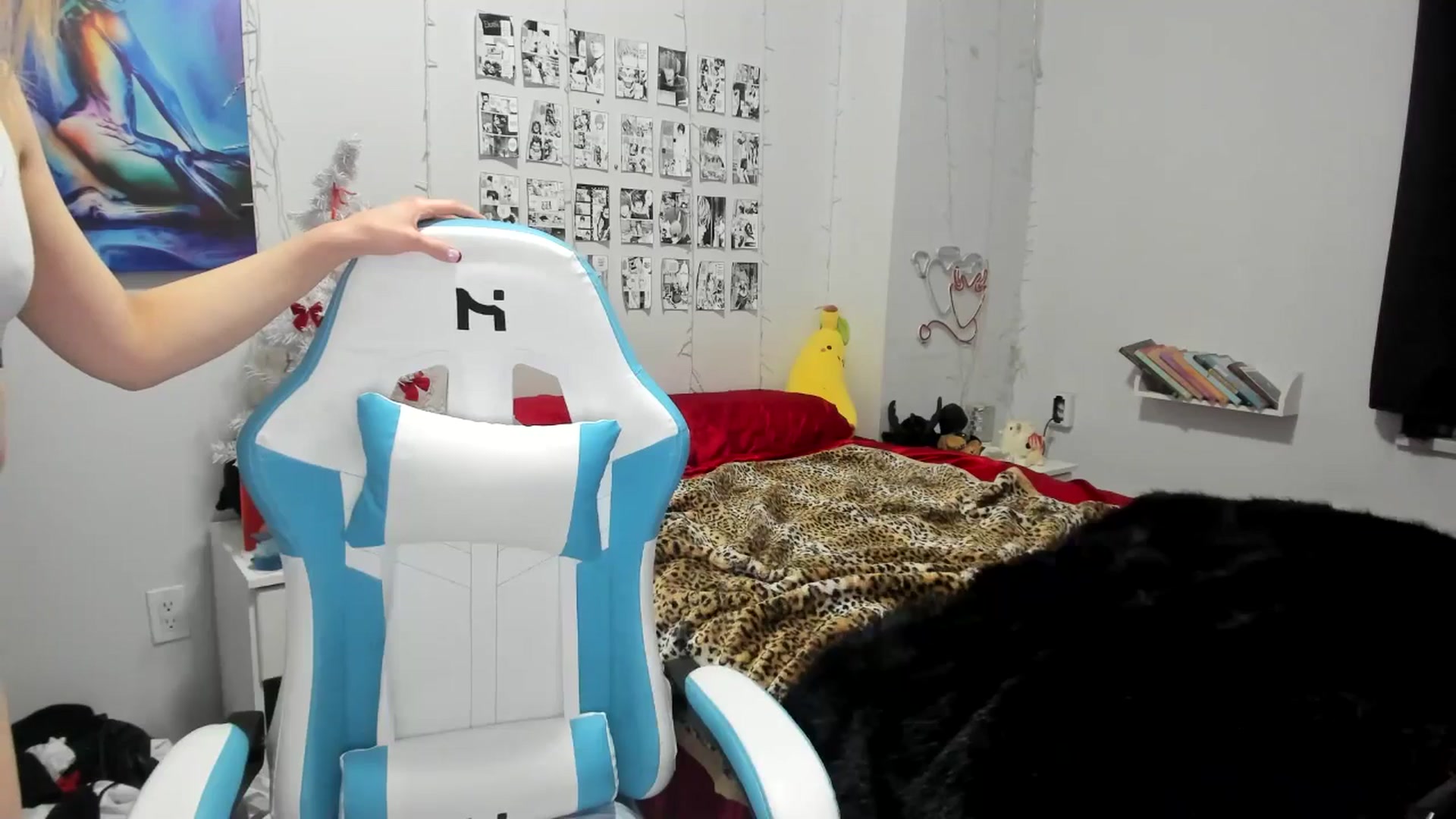 Gallery image thumbnail from AnnaTame's myfreecams stream on, 01/01/2025, 11:31 image 6 of 20