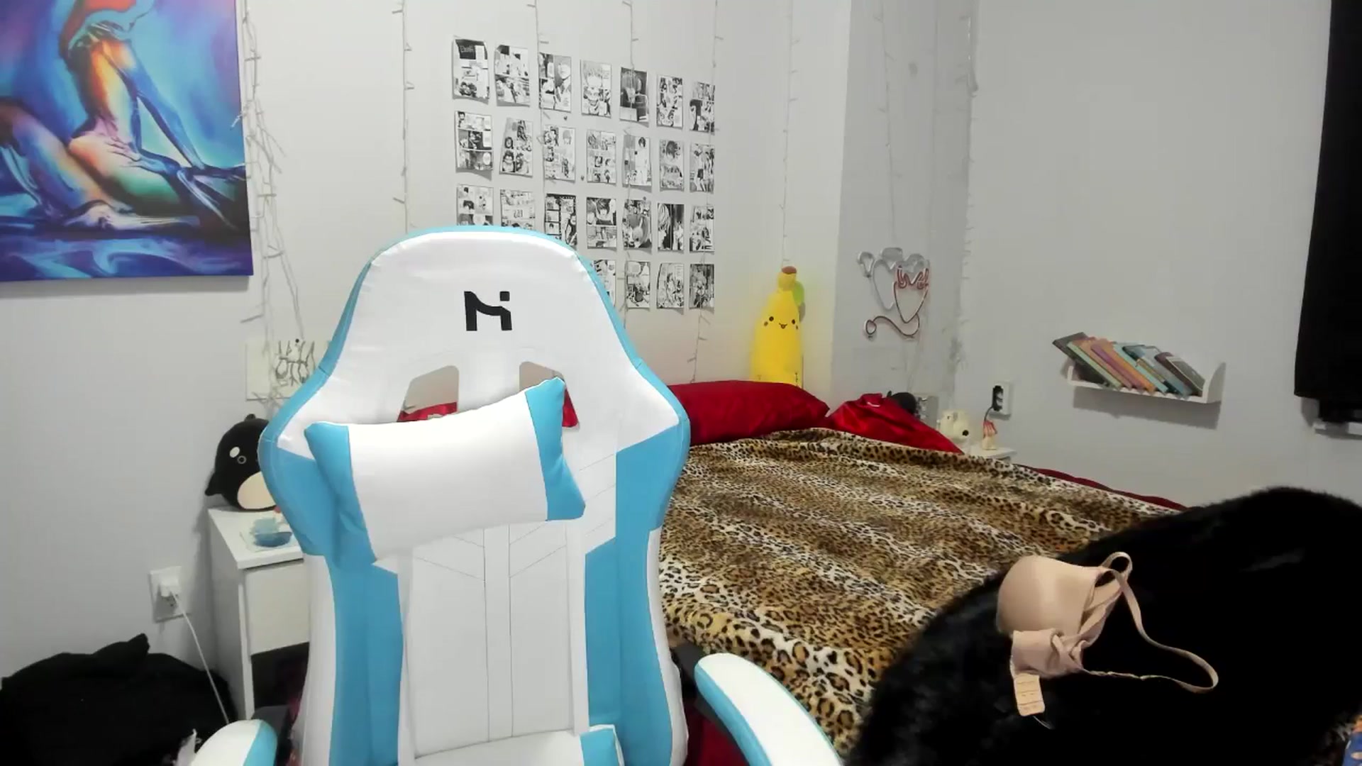Gallery image thumbnail from AnnaTame's myfreecams stream on, 01/08/2025, 05:03 image 13 of 20