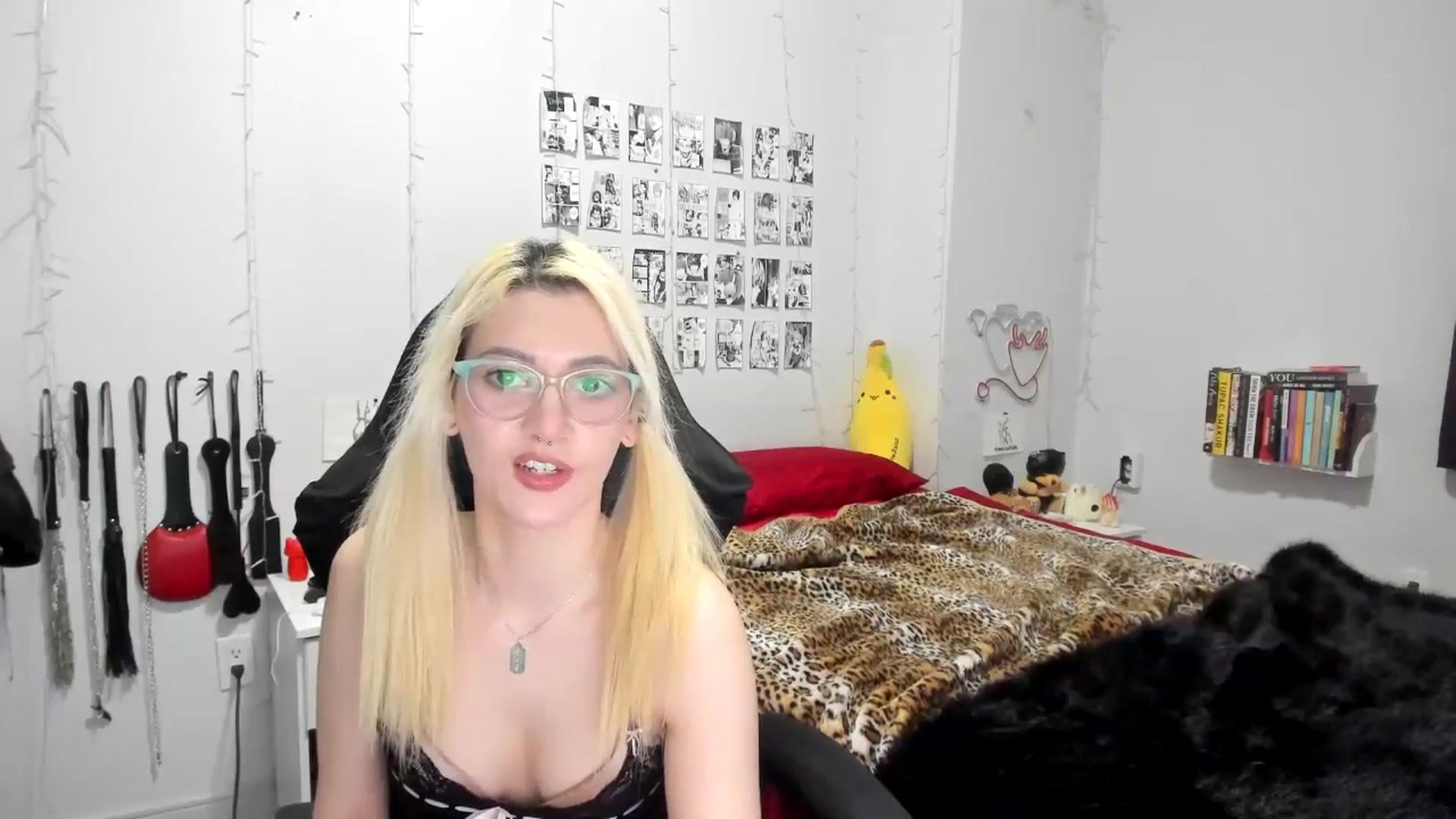 Gallery image thumbnail from AnnaTame's myfreecams stream on, 02/06/2025, 09:01 image 13 of 20