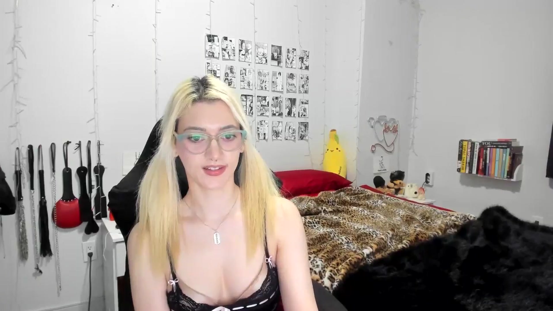 Gallery image thumbnail from AnnaTame's myfreecams stream on, 02/06/2025, 09:01 image 17 of 20