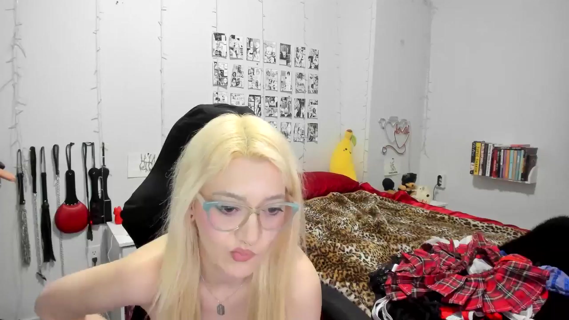 Gallery image thumbnail from AnnaTame's myfreecams stream on, 02/10/2025, 09:30 image 14 of 20