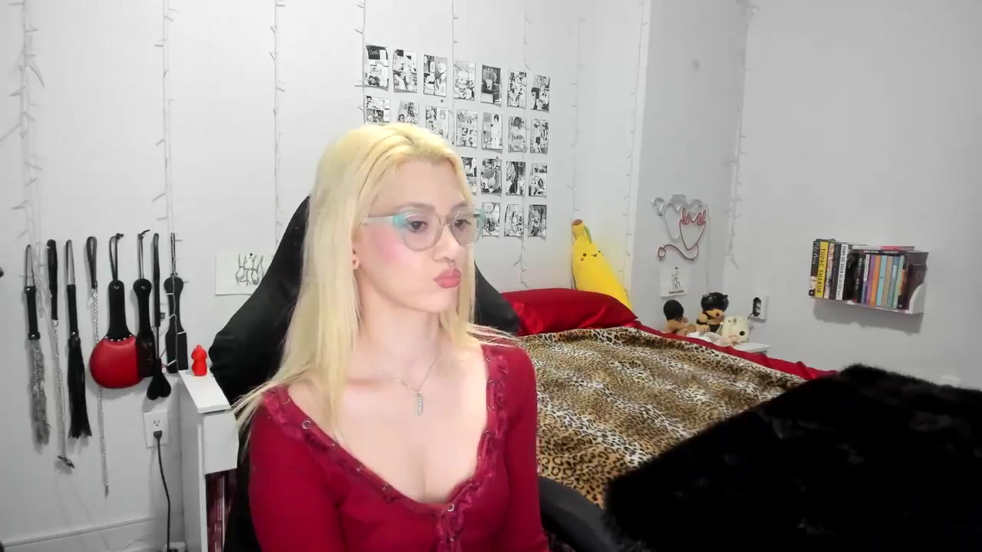 Gallery image thumbnail from AnnaTame's myfreecams stream on, 02/17/2025, 06:05 image 14 of 20