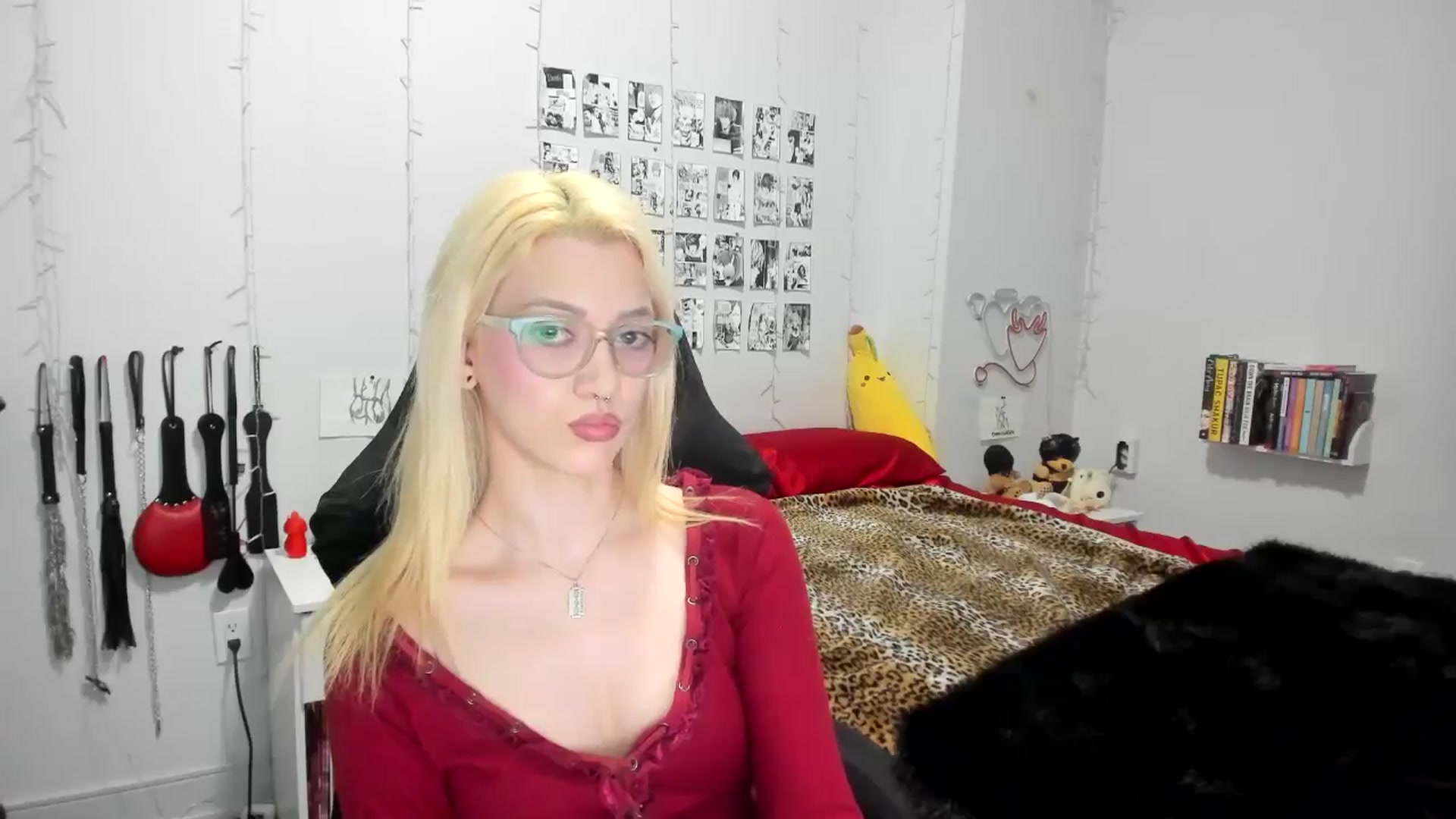 Gallery image thumbnail from AnnaTame's myfreecams stream on, 02/17/2025, 06:05 image 19 of 20