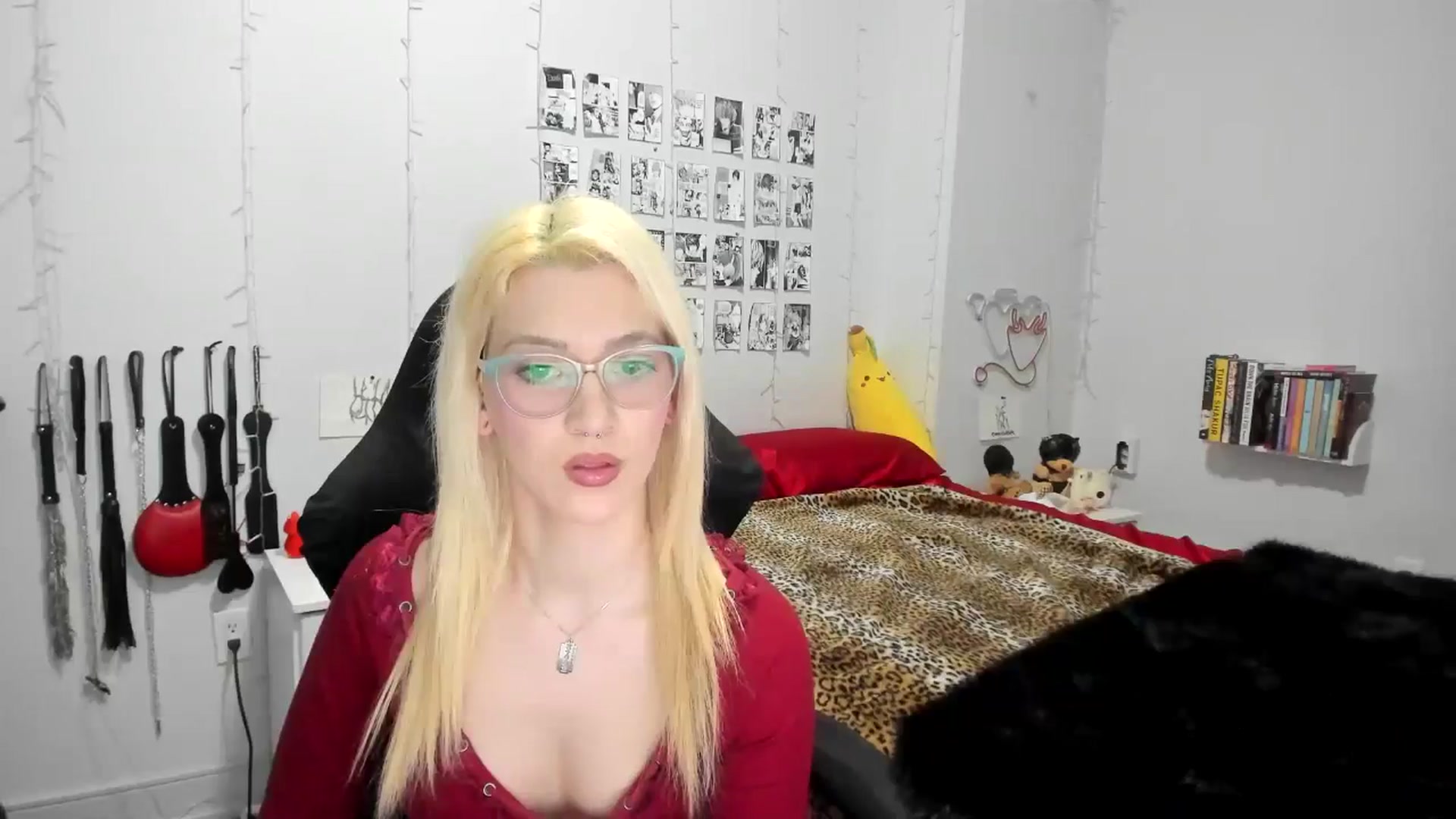 Gallery image thumbnail from AnnaTame's myfreecams stream on, 02/17/2025, 06:30 image 10 of 20