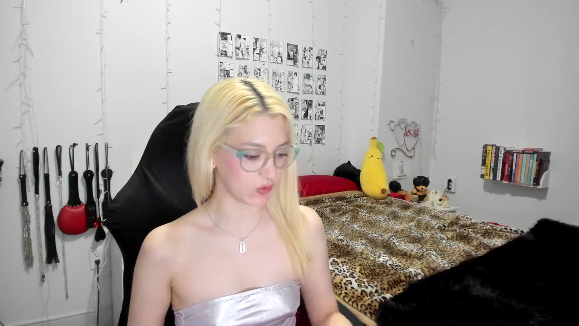 Gallery image thumbnail from AnnaTame's myfreecams stream on, 02/27/2025, 09:31 image 19 of 20