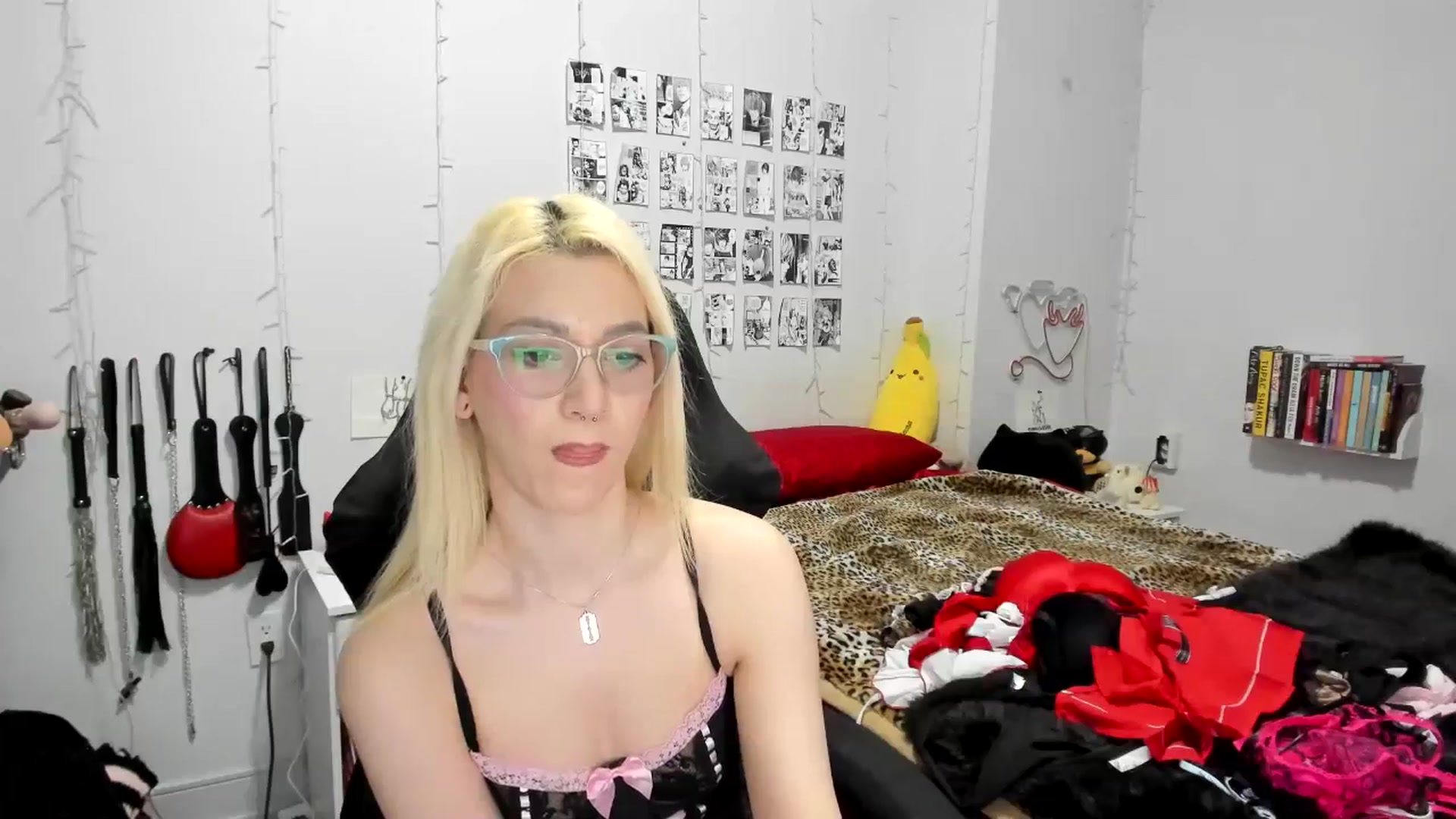 Gallery image thumbnail from AnnaTame's myfreecams stream on, 03/03/2025, 06:34 image 6 of 20