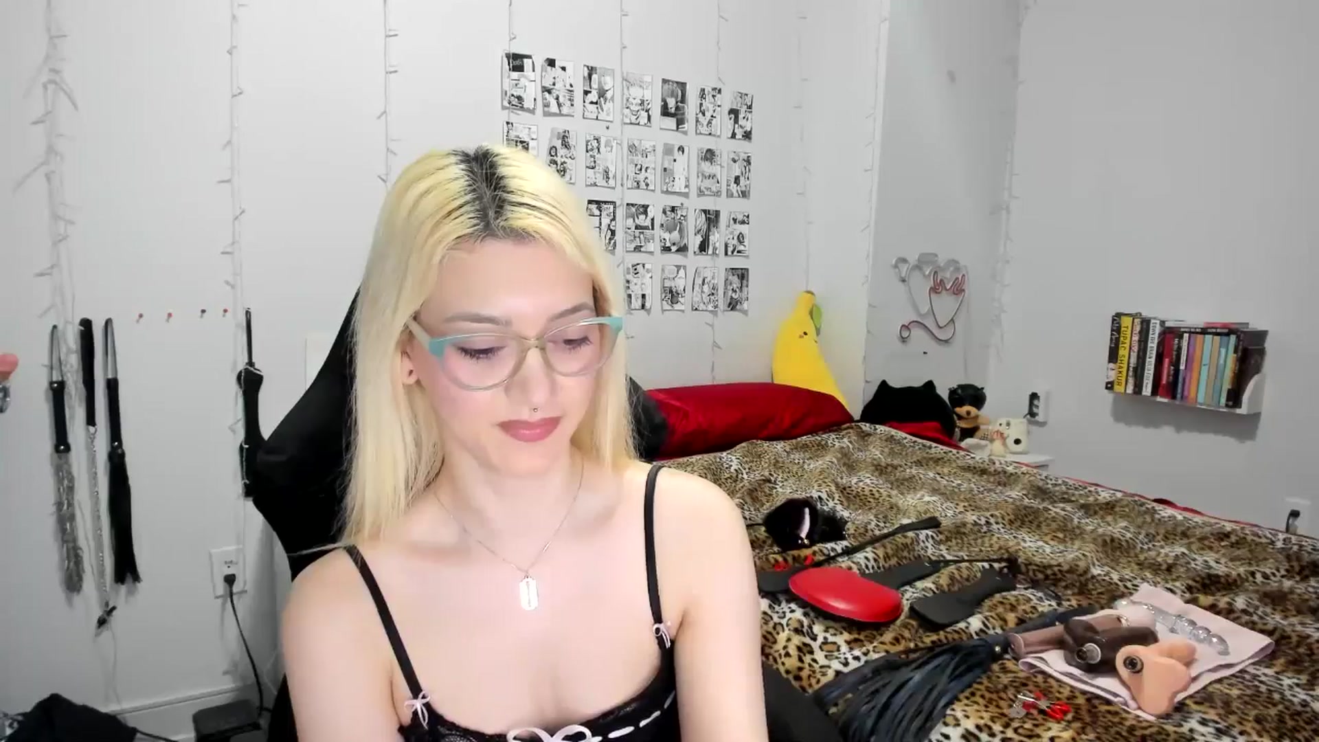 Gallery image thumbnail from AnnaTame's myfreecams stream on, 03/19/2025, 04:22 image 19 of 20