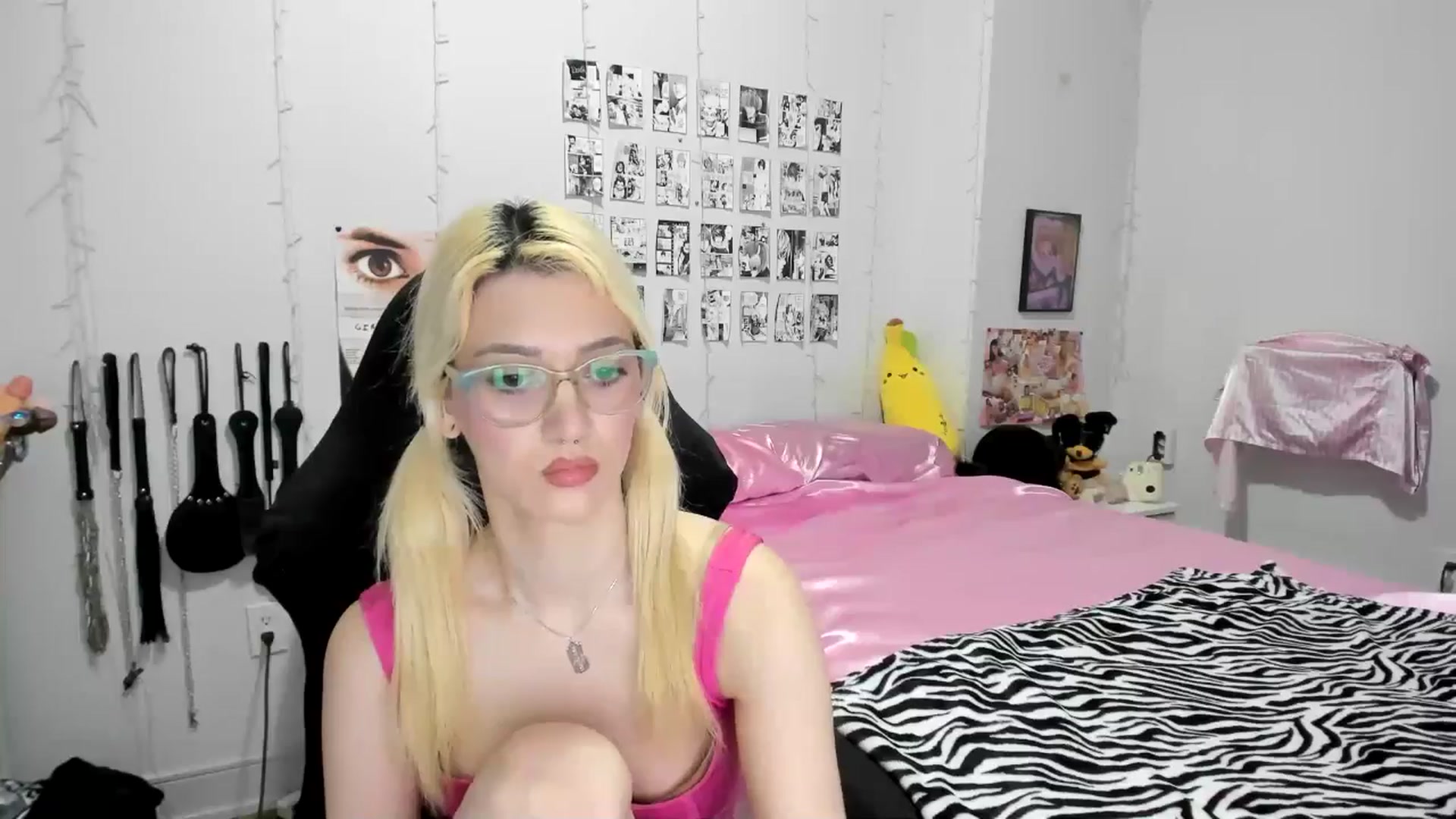 Gallery image thumbnail from AnnaTame's myfreecams stream on, 03/24/2025, 04:53 image 20 of 20