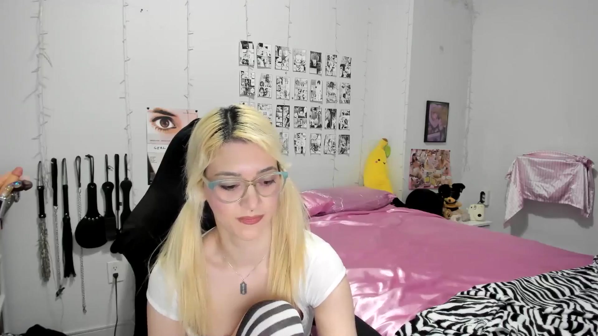 Gallery image thumbnail from AnnaTame's myfreecams stream on, 03/25/2025, 04:32 image 5 of 20